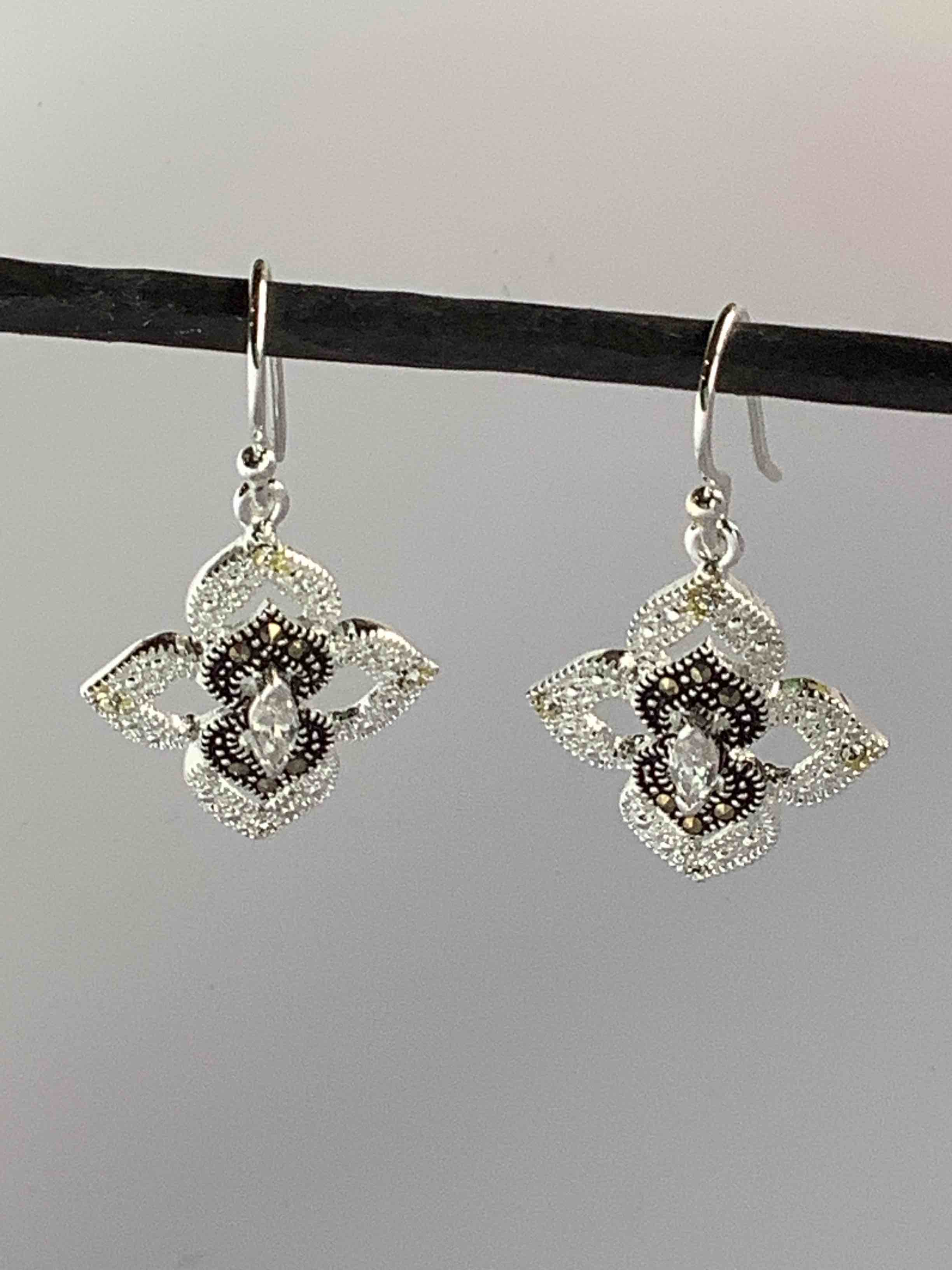 Beautiful Swarovski Genuine Marcasite Earrings Fine Silver Plated 