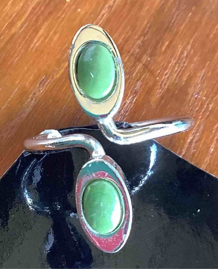 Green Stone Open Ring 5/6