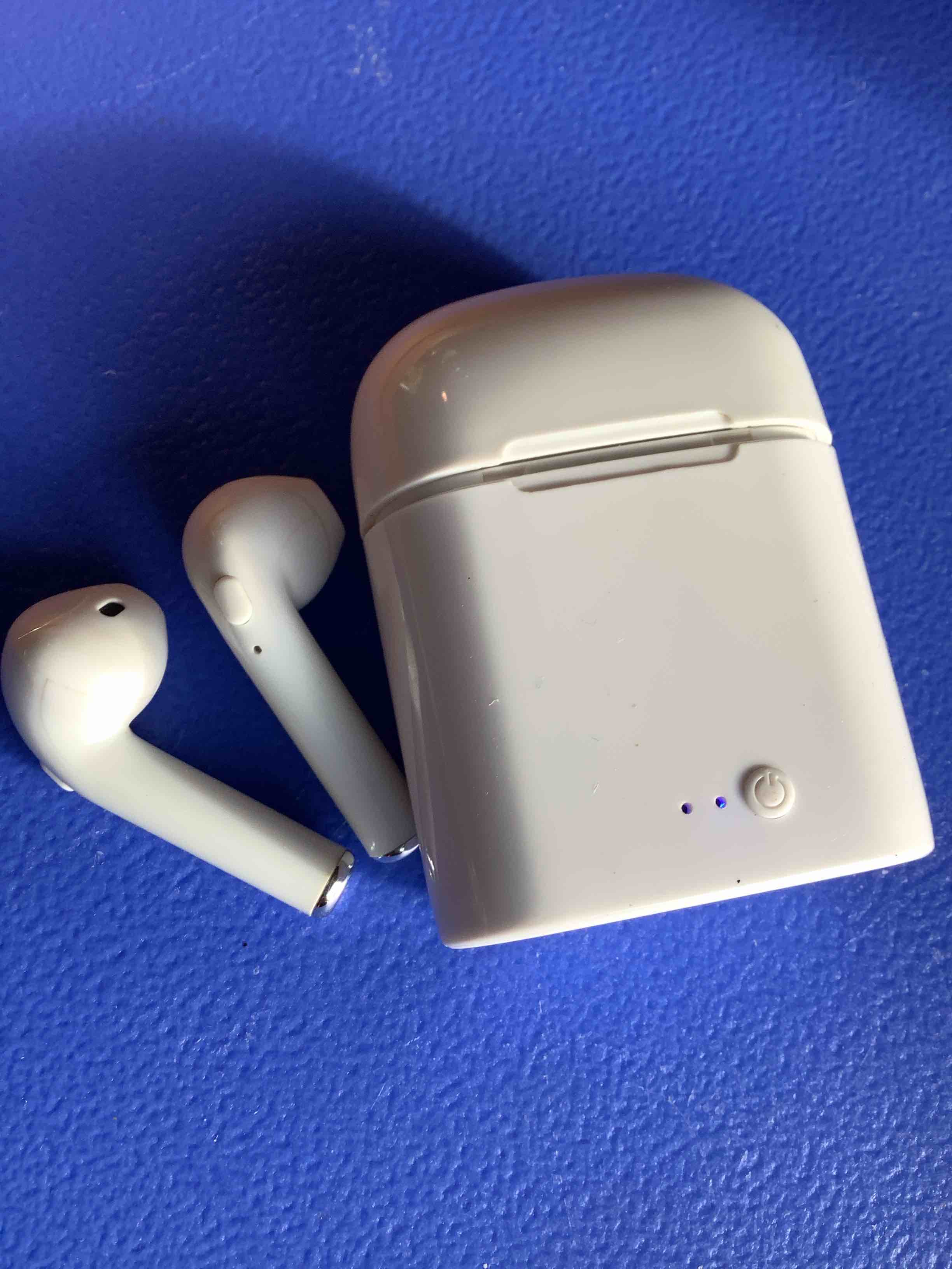 Wireless Earbuds White Blue Light 