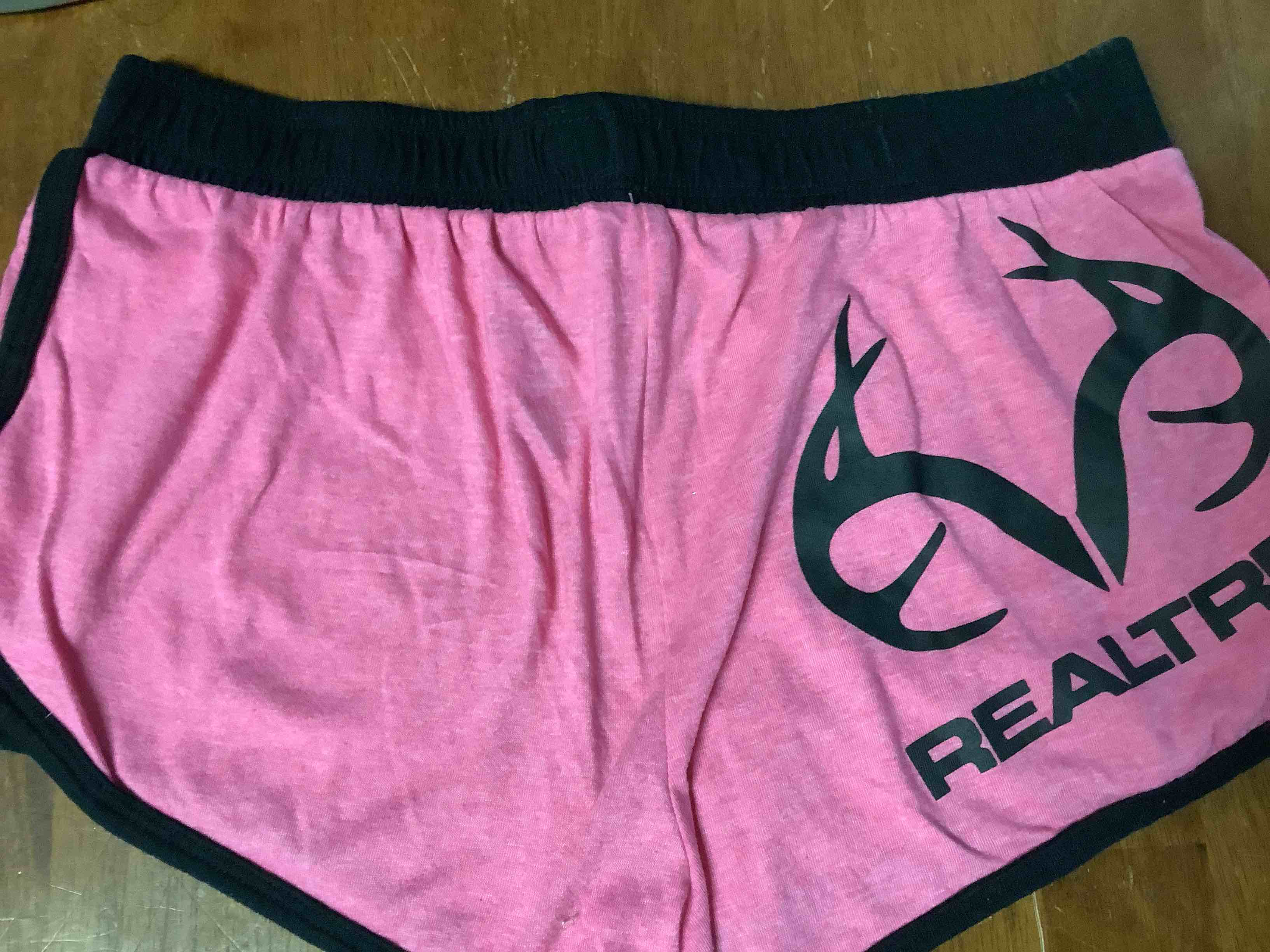 Realtree Pink Shorts Junior Small