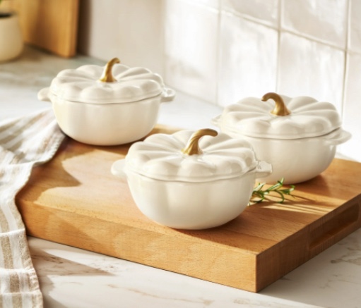 Pioneer Woman's Pumpkin Mini Cocotte with Lid, White and Gold Stoneware, Dishwasher Safe, Microwave and Oven Safe up to 450°F