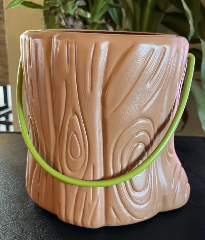 Popcorn Bucket Exclusive Tree Stump Camping Storage/Popcorn Bucket Container