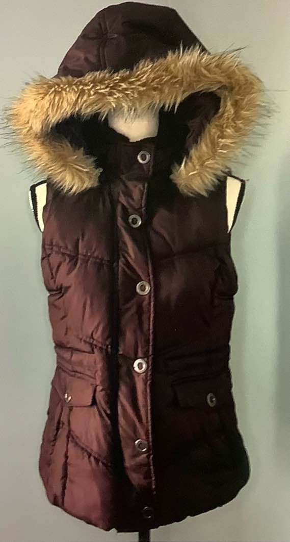 (XL) Chocolate Brown Winter Vest Faux Fur Lined Hood Sweater Neck, Zip Up or button 2 Sets of Pockets