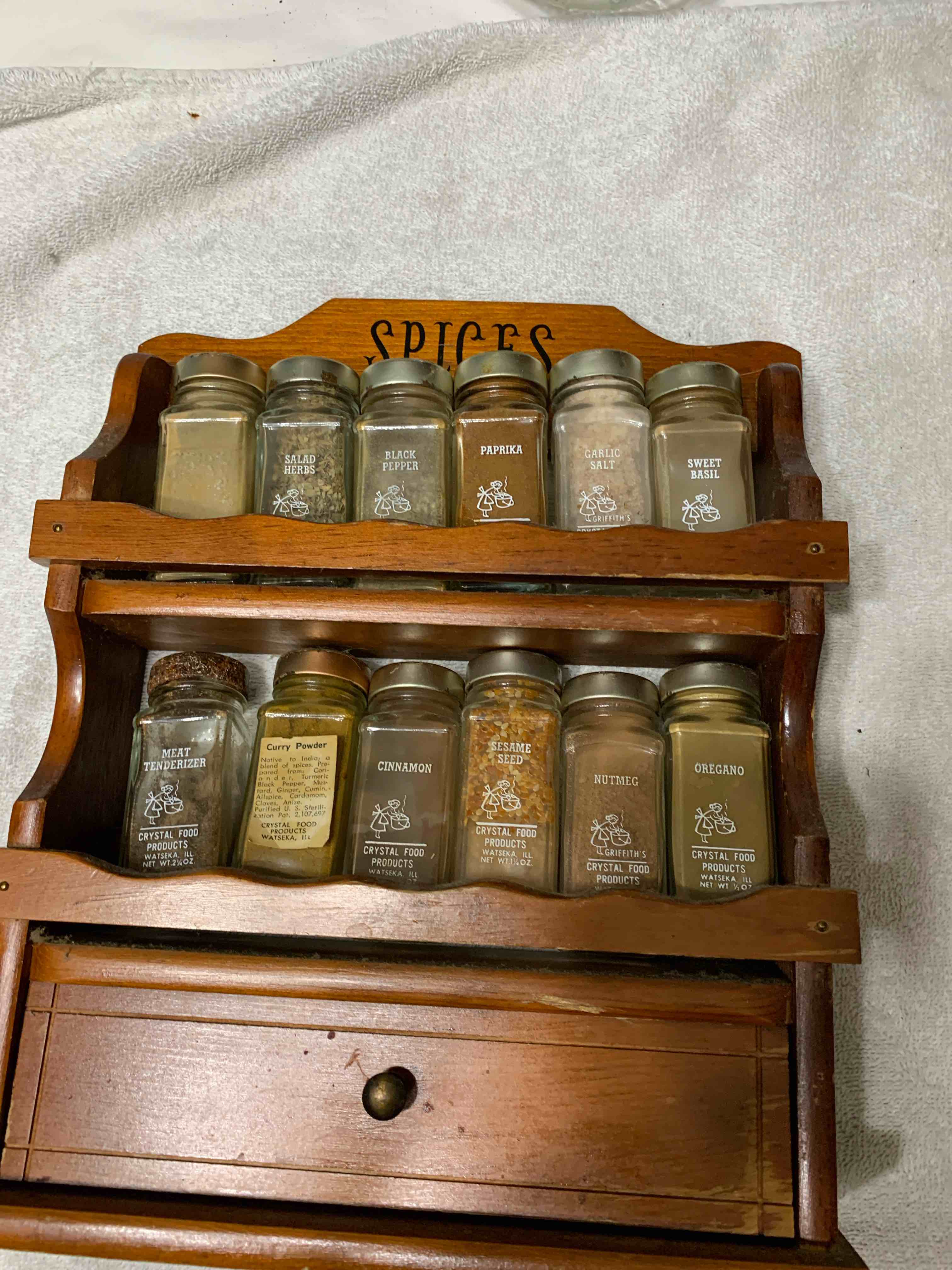 Vintage Spice Rack with 12 Spice Bottles 