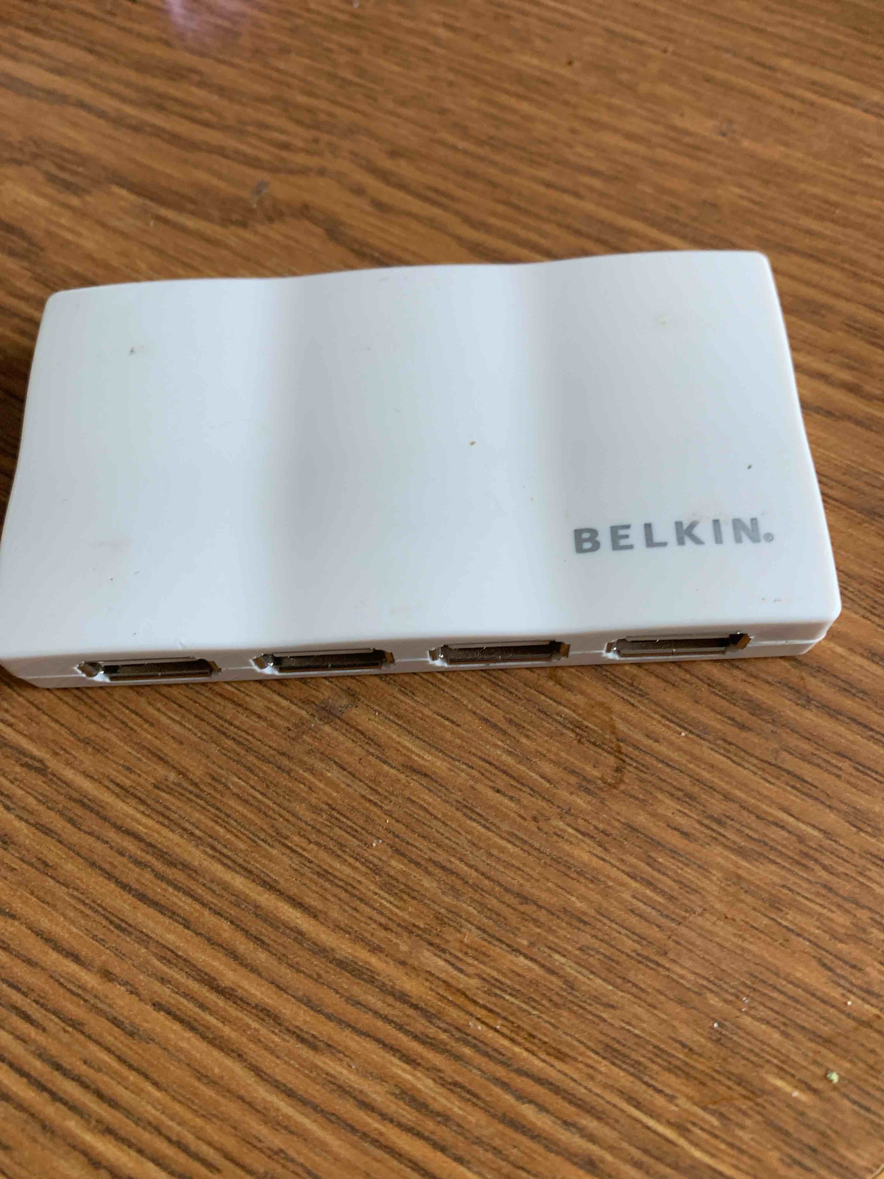 Belkin USB 7- Port Mobile Hub 