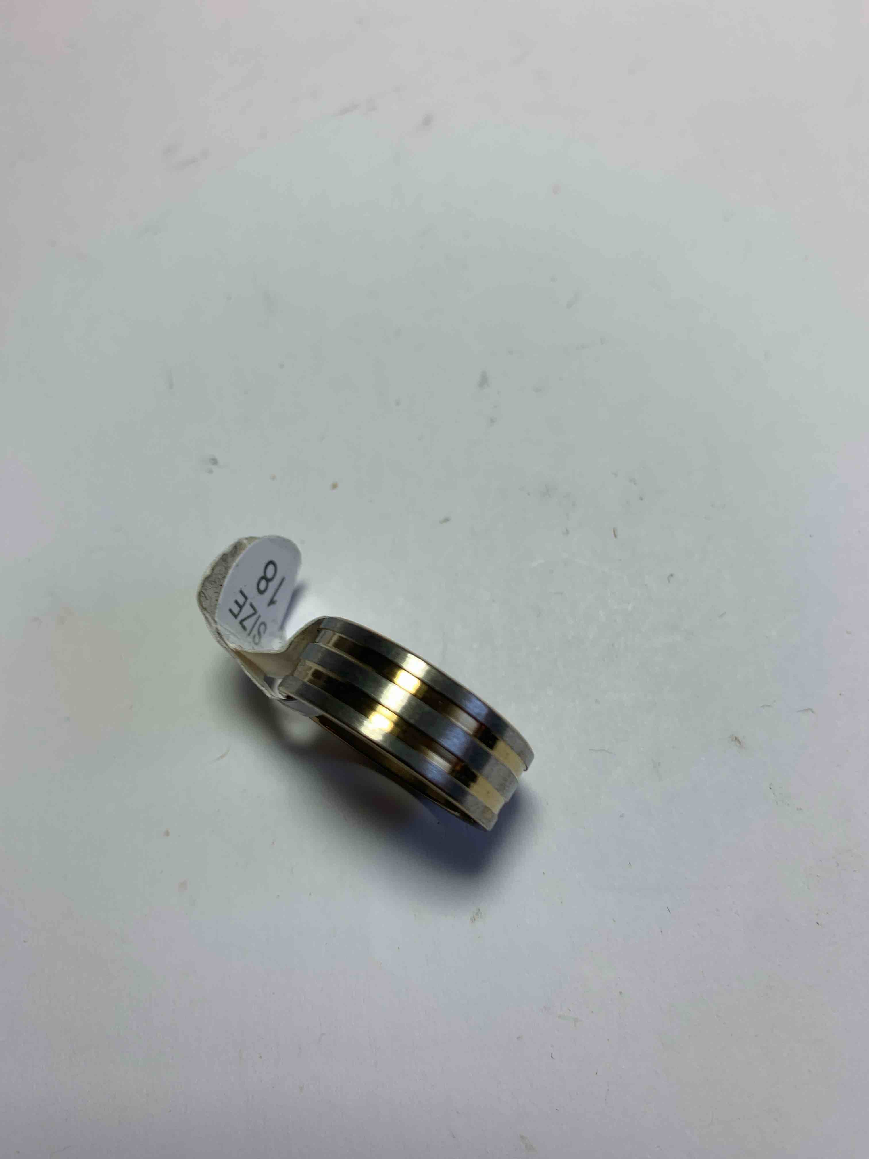 Silver and Gold Tone Ring, Size 8