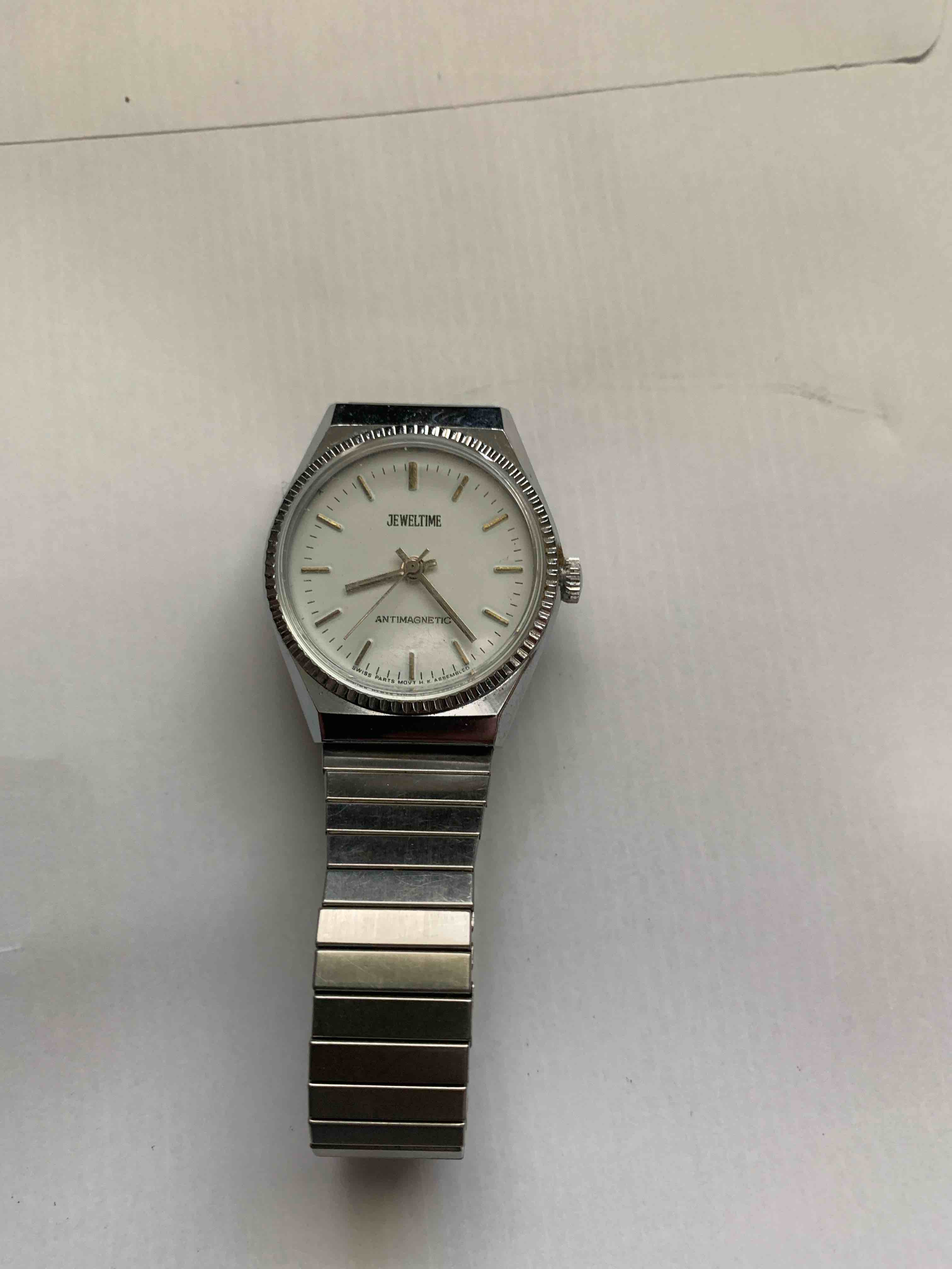 Men’s Watch, needs a battery 