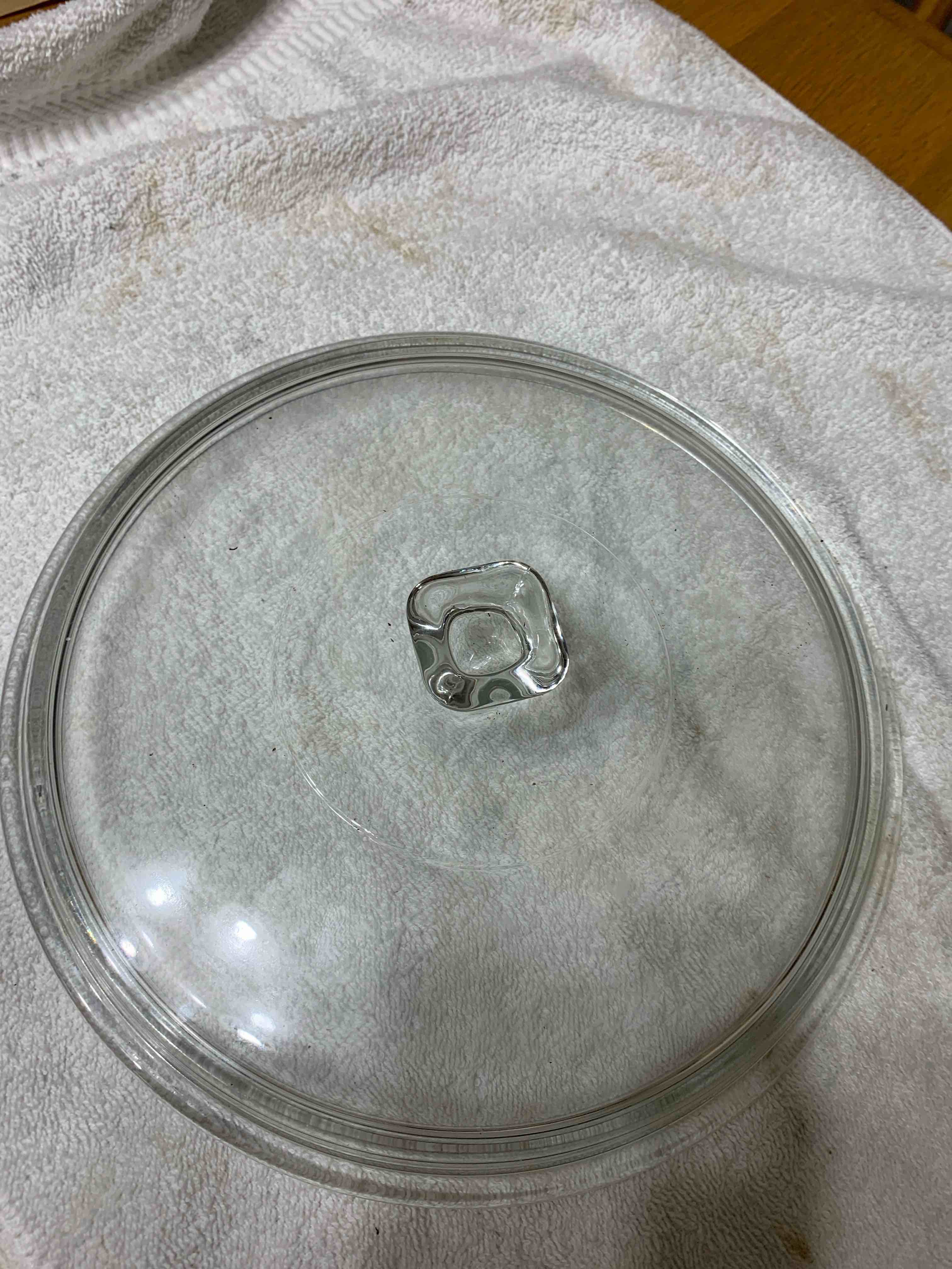 Replacement Glass Lid for a Crockpot, 9” Diameter