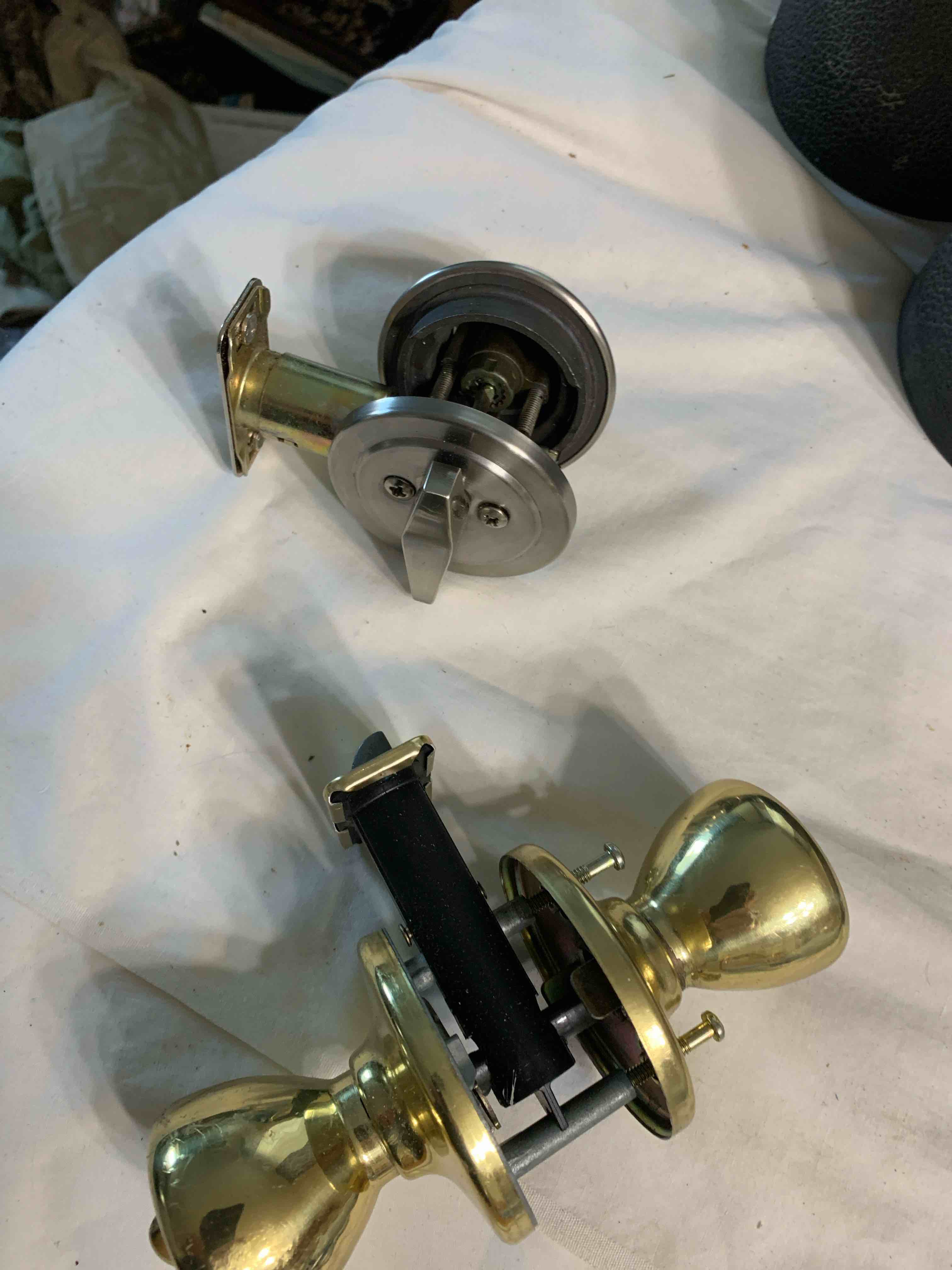Dead Bolt Lock and Passage Door Knob