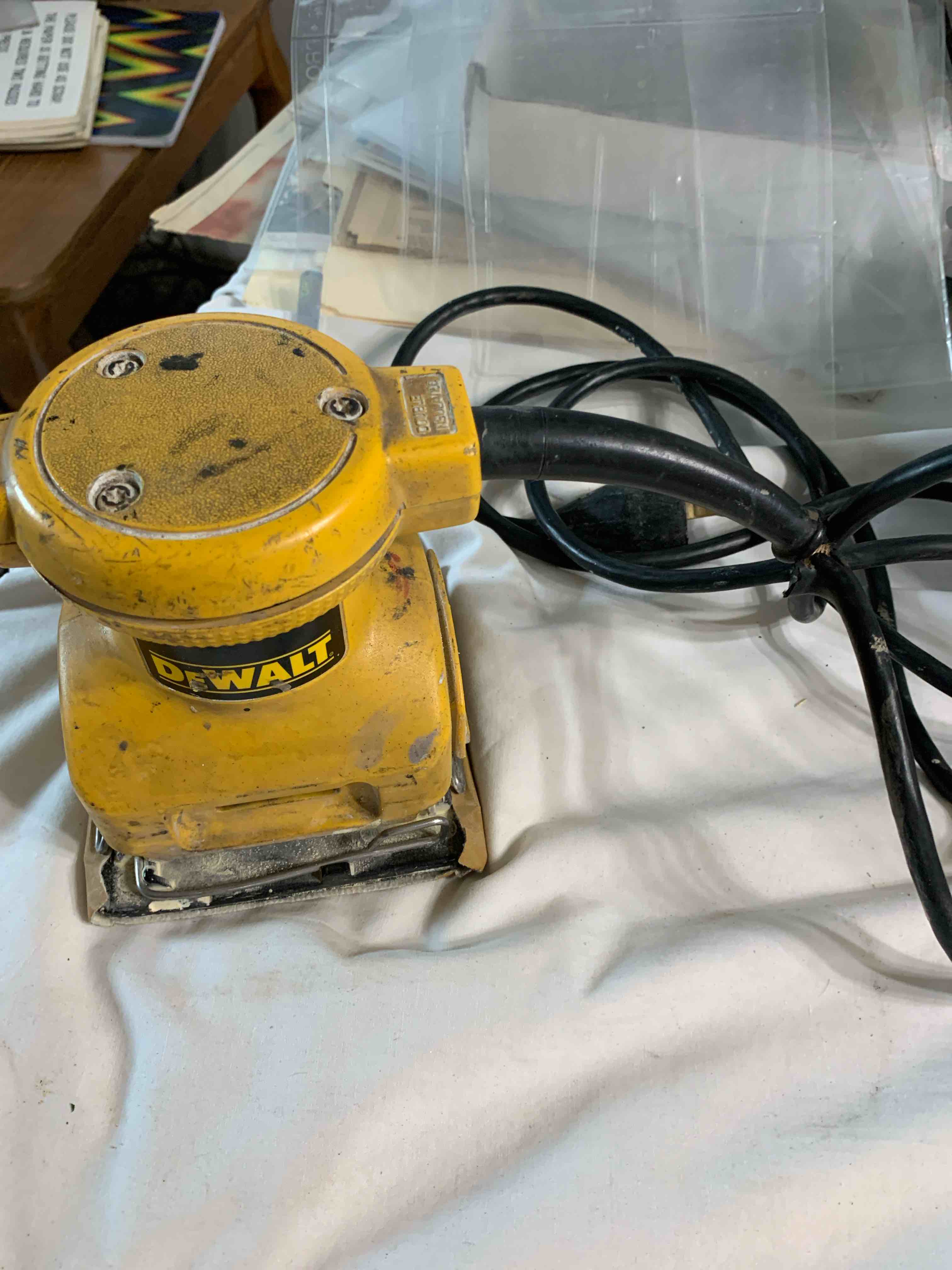 DeWalt Palm Sander