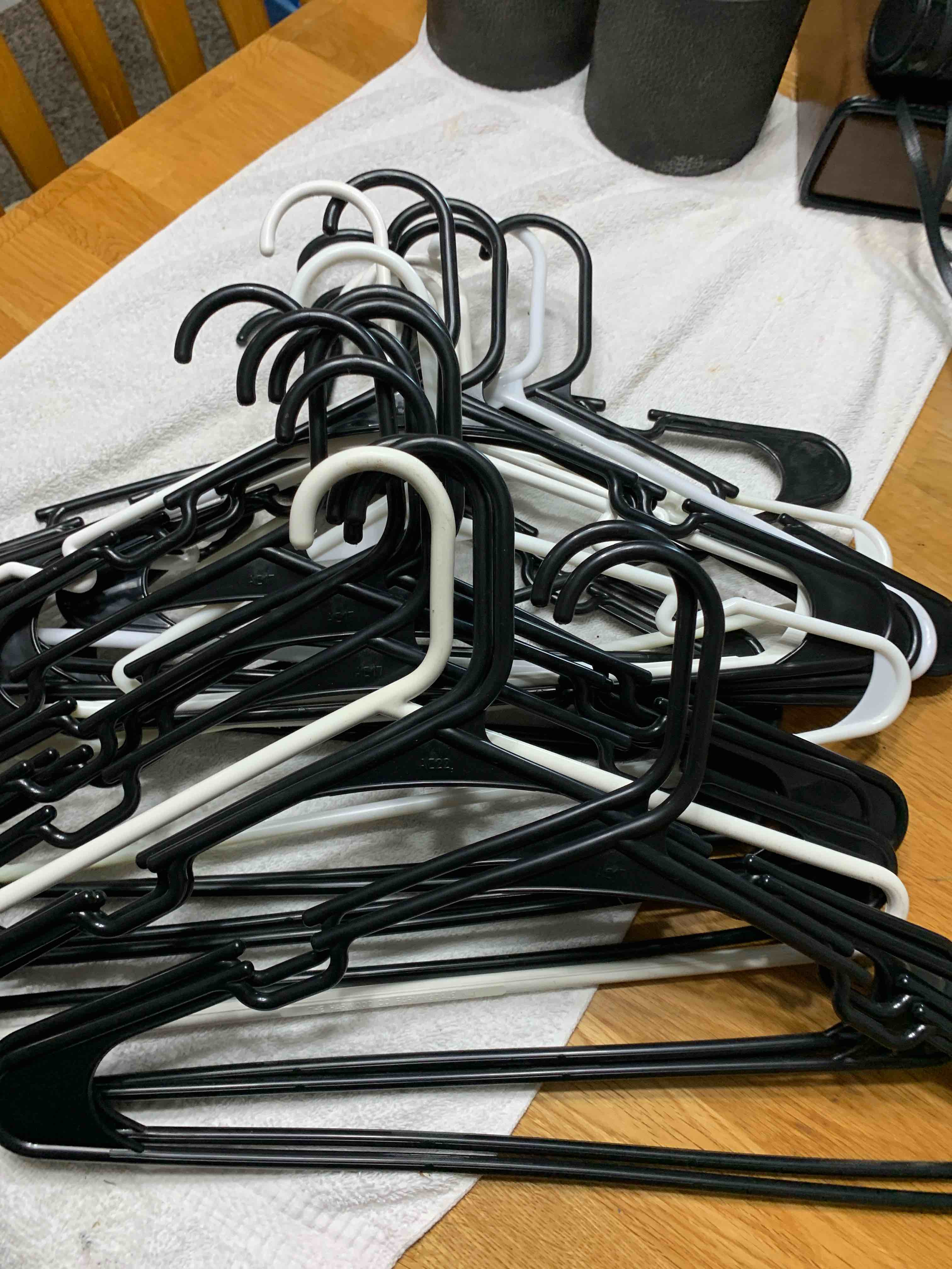 Lot of 20 Plastic Clothes Hangers