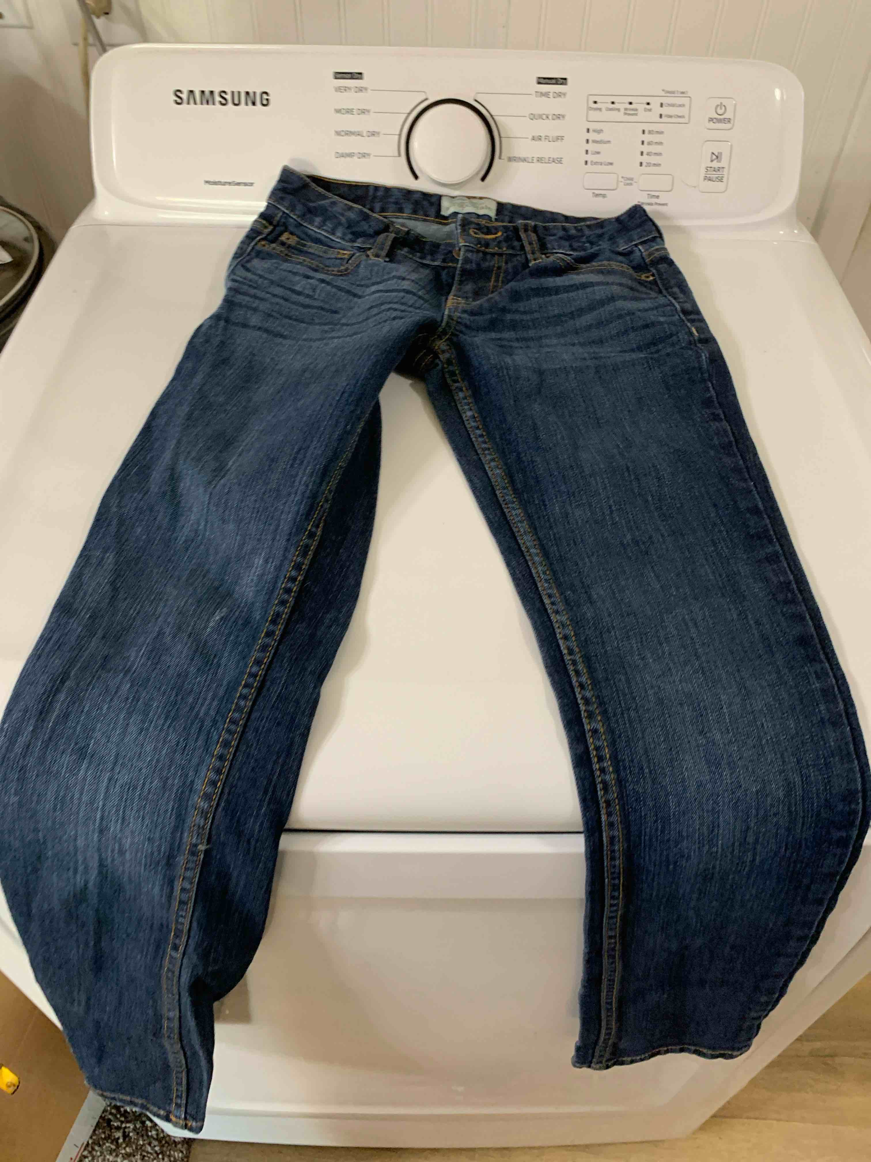 Woman’s Aeropostale Jeans, Size 00