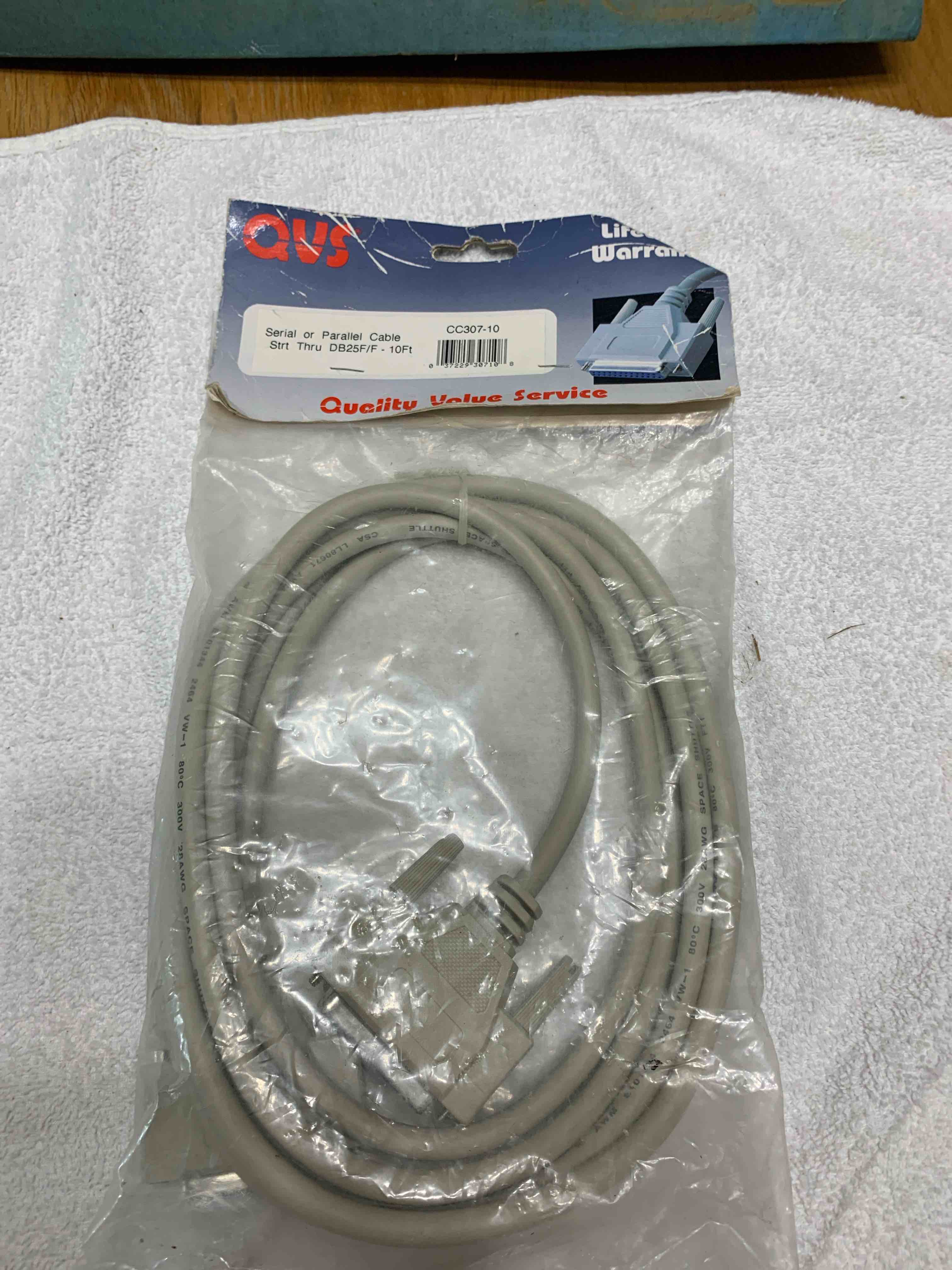 QVS 10 ft. Parallel Cable DB25F/F