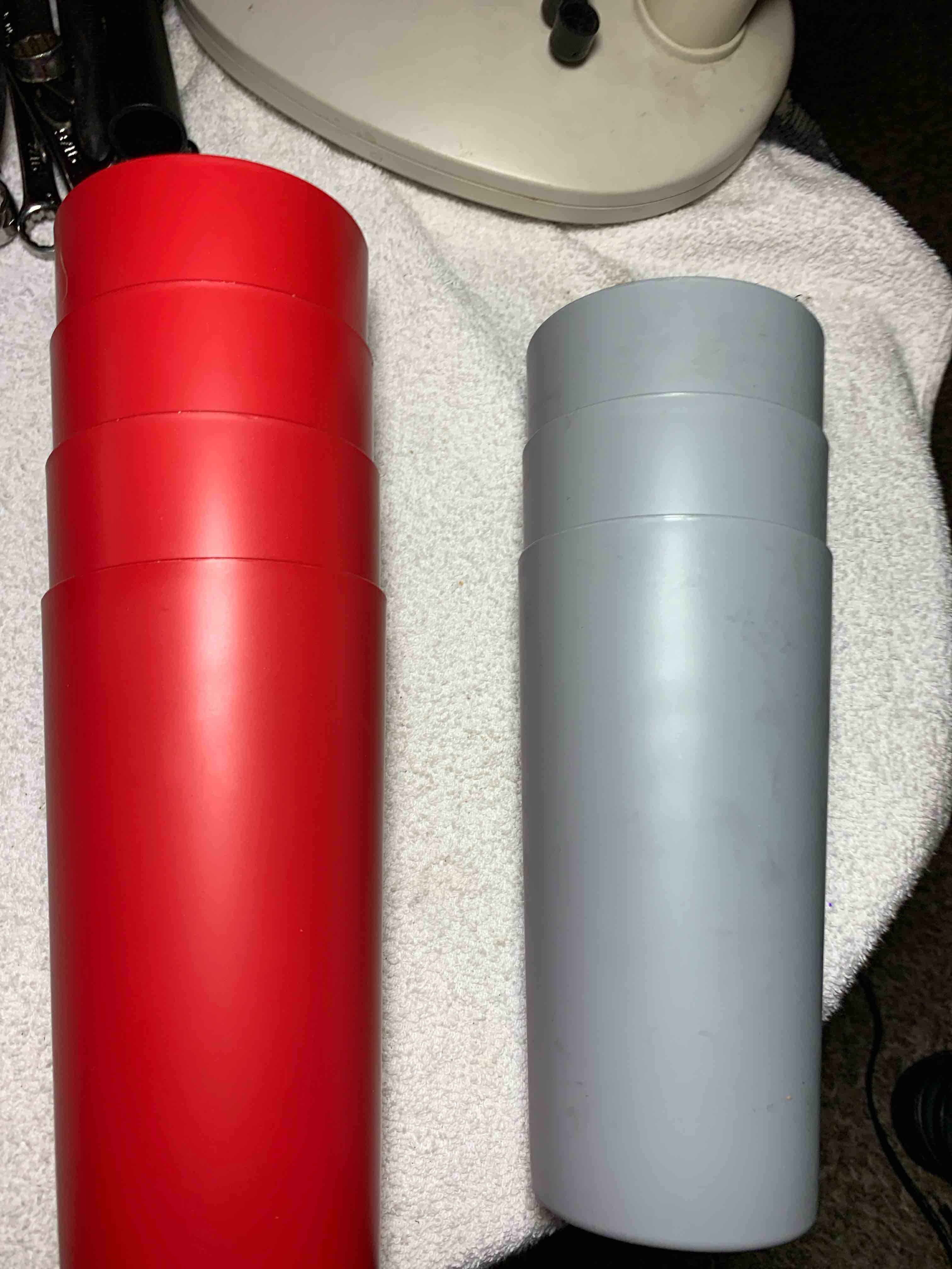Lot of 7 Plastic Tumblers, 4- Red & 3- Gray