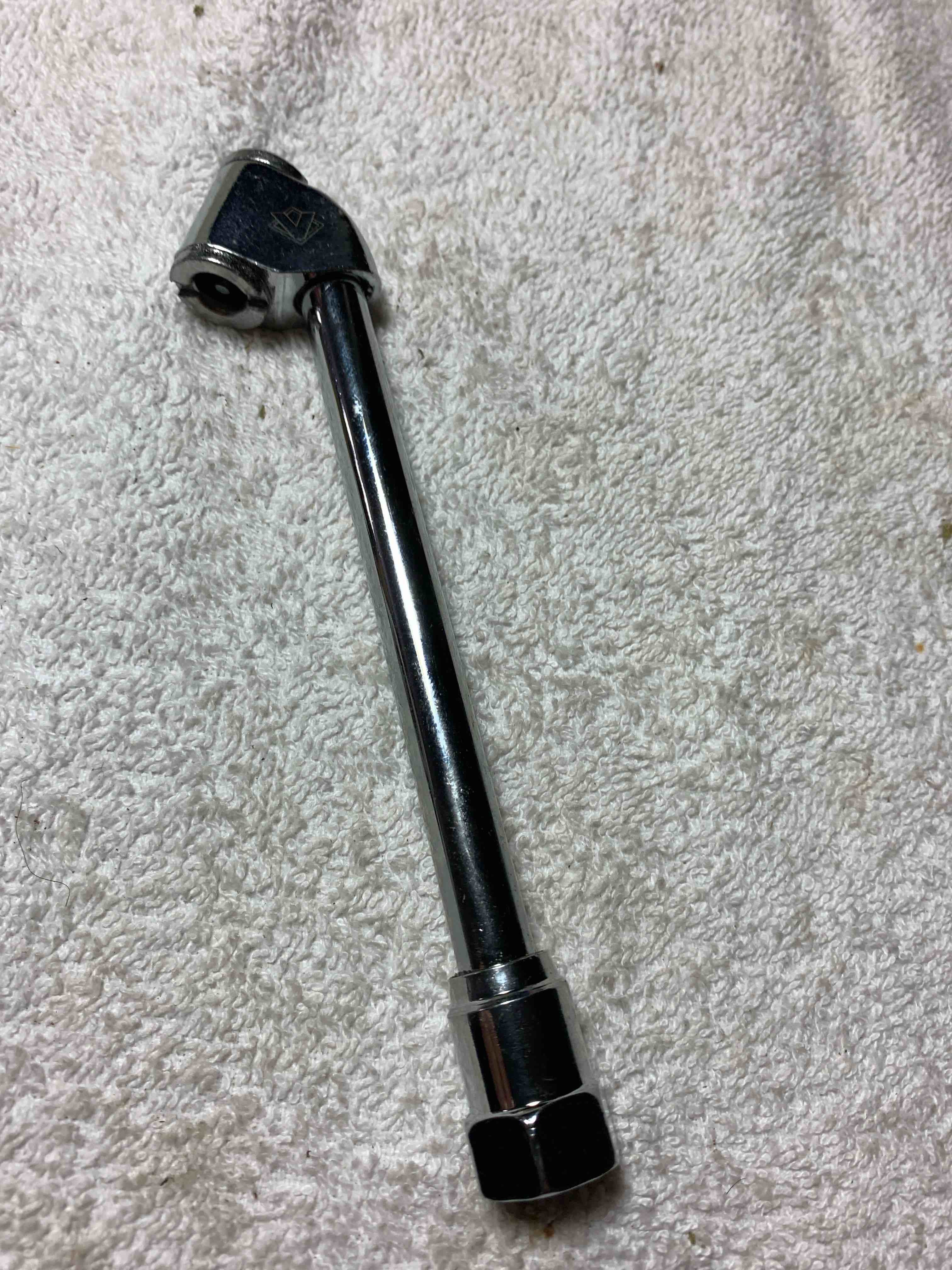 Dual Head Tire Chuck 