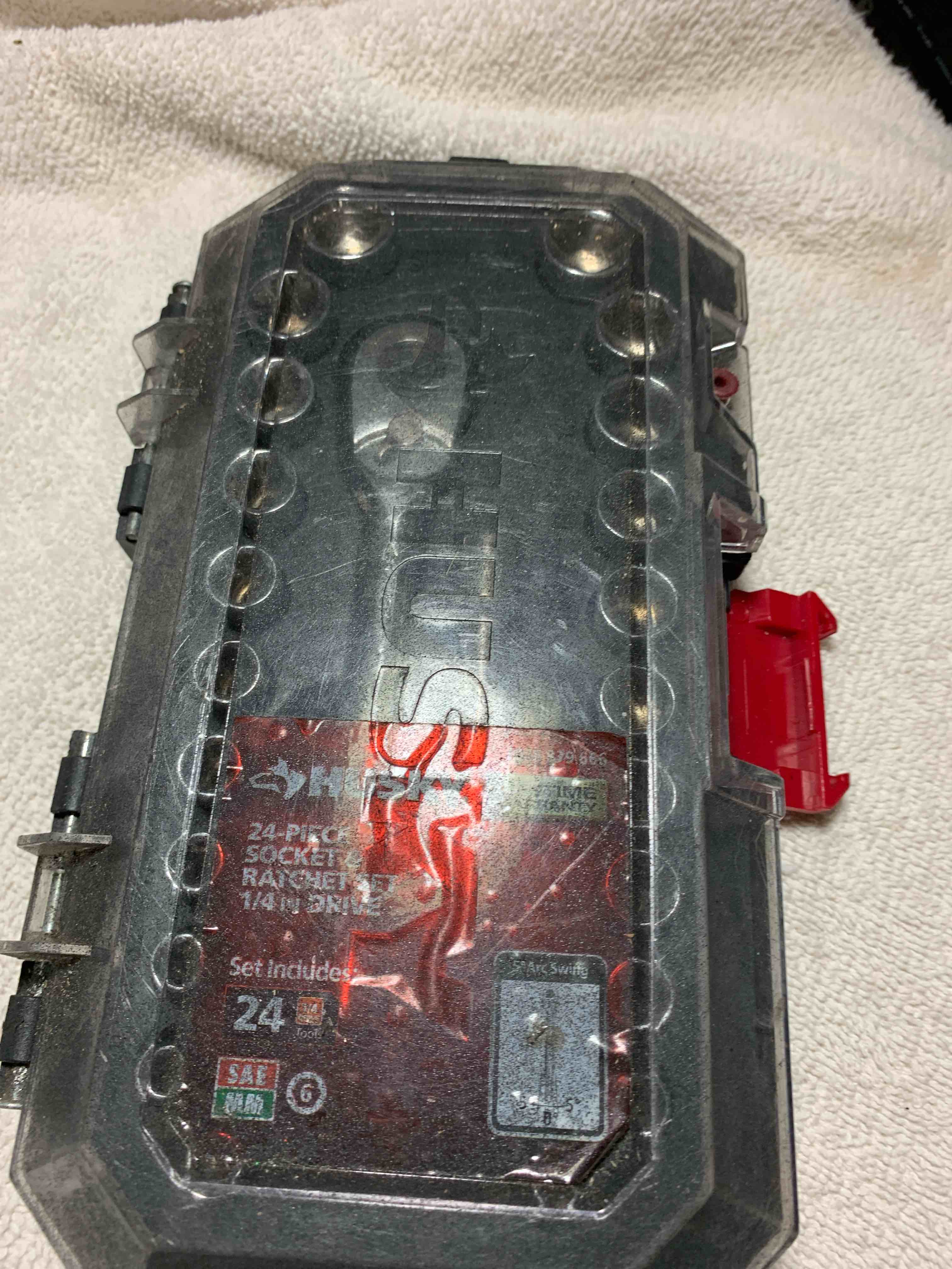 Husky 24 pc. 1/4” Drive Socket and Ratchet Set