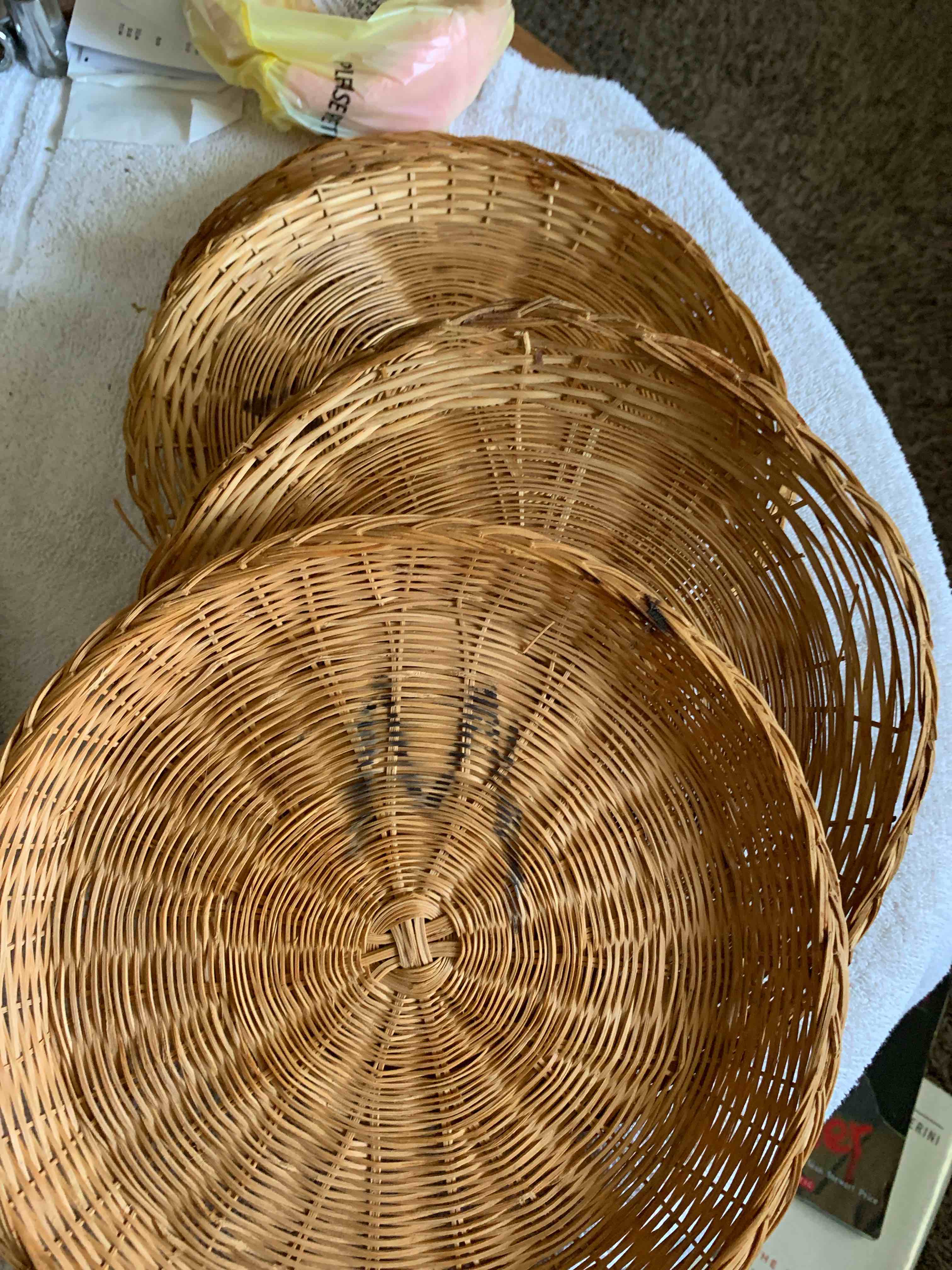 4- Basket Paper Plate Holders 