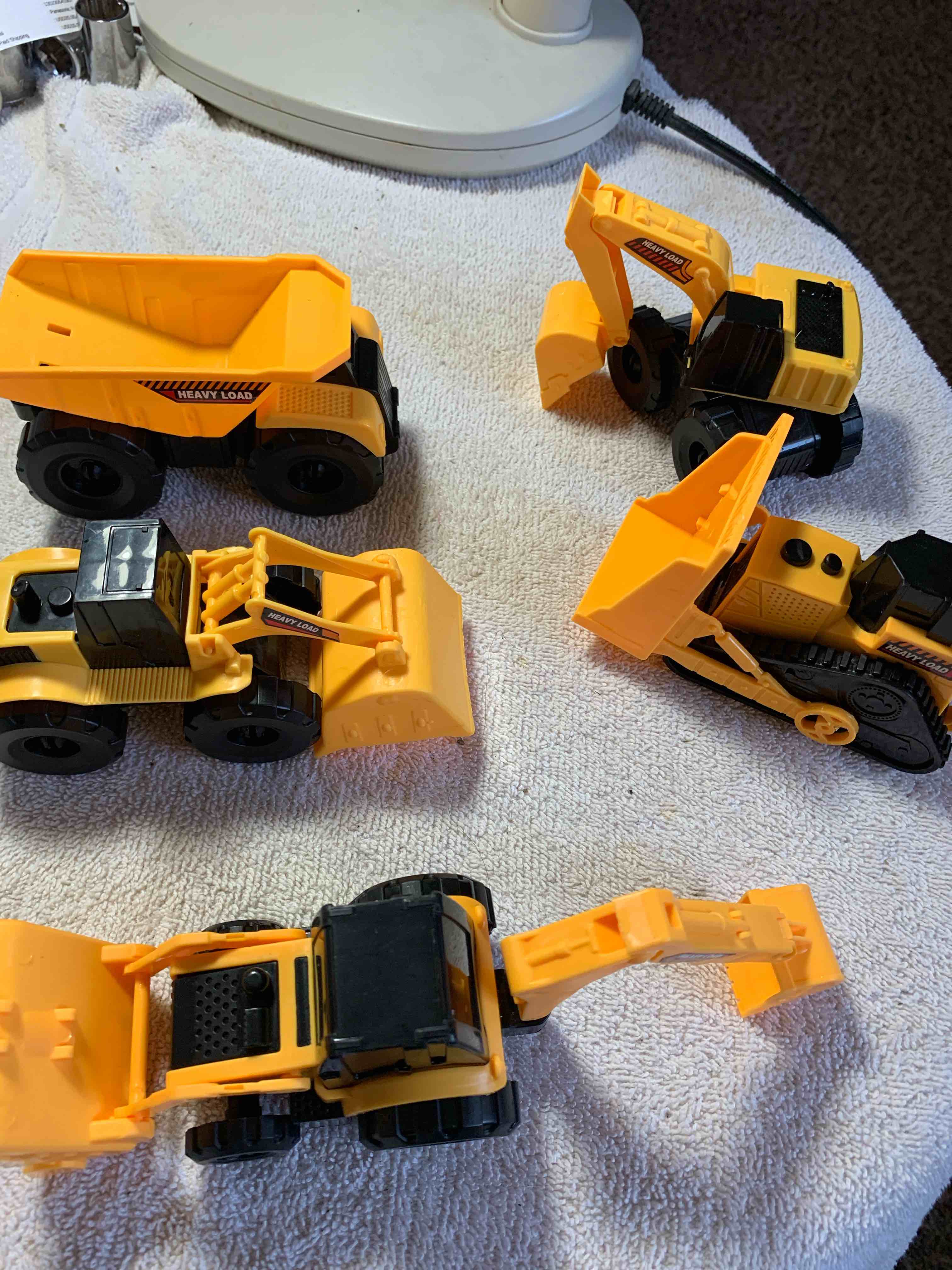 Lot of 5- Plastic Construction Vehicles 