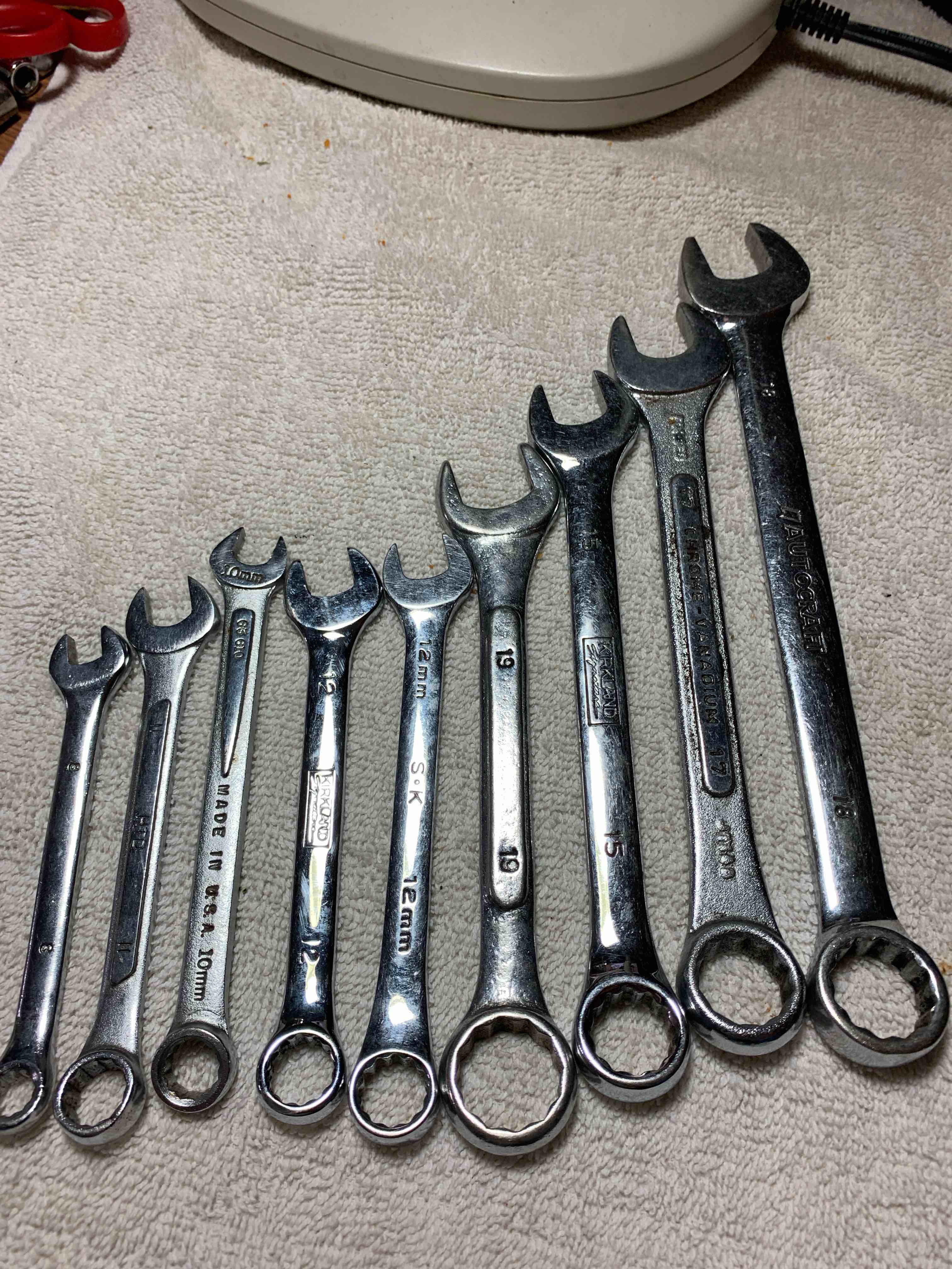 Lot of 9- Metric Combination Wrenches