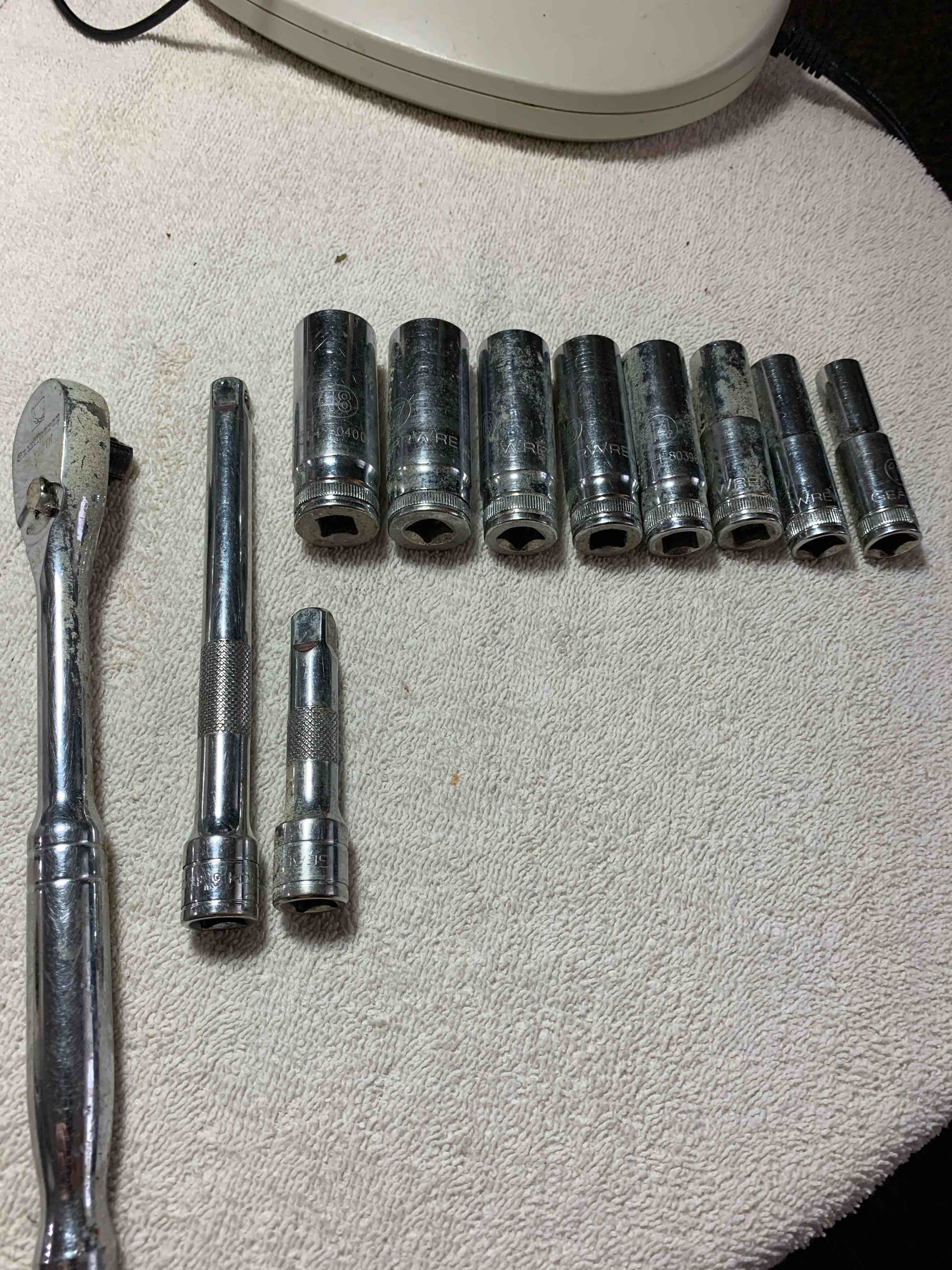 GearWrench 3/8 Drive, Ratchet, 2 Extensions and 8 Metric Deep Sockets