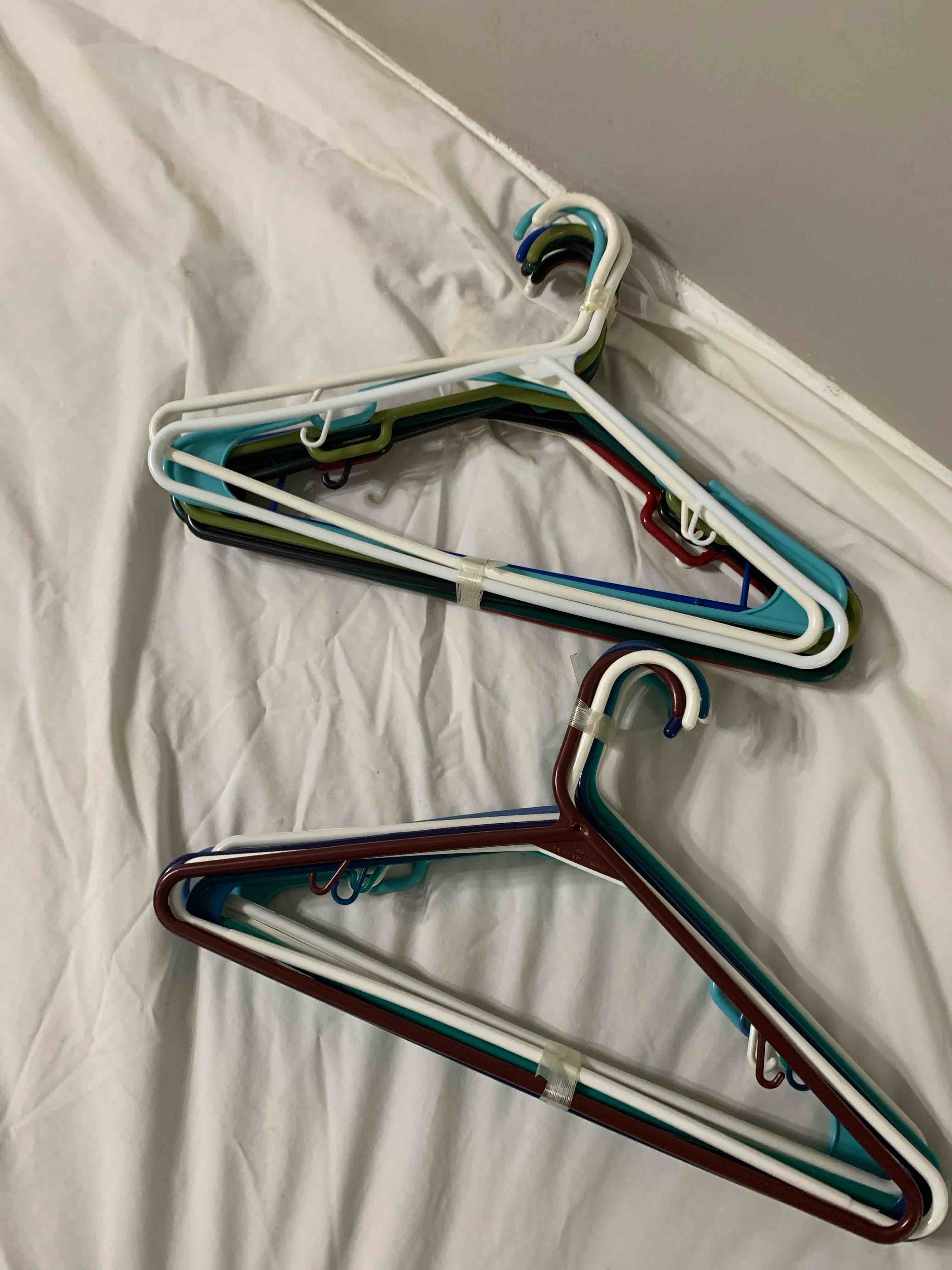 Lot of 20 Plastic Clothes Hangers