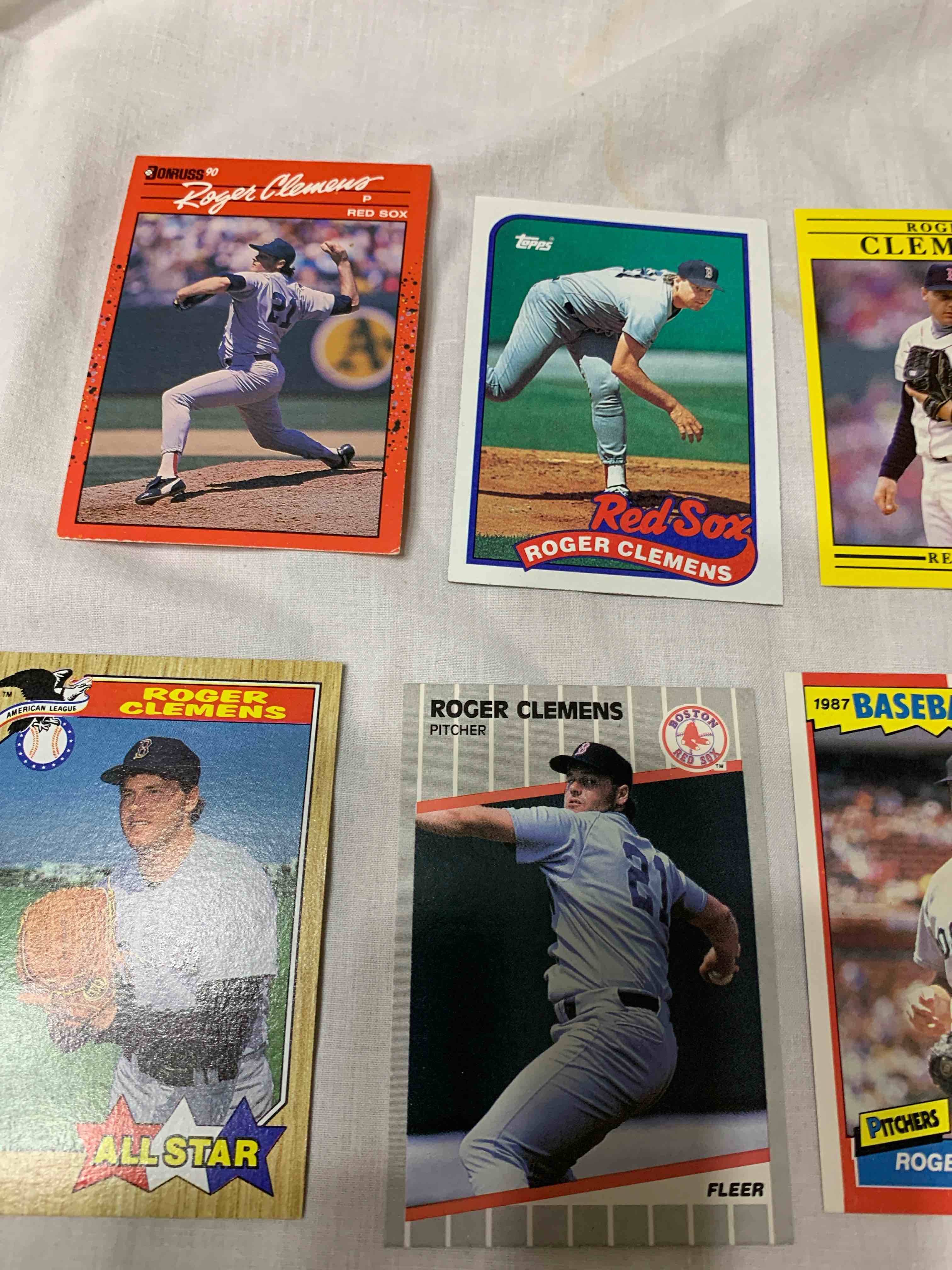 Condition photo showing Good Condition for Lot of 25 - Roger Clemens Baseball Cards 