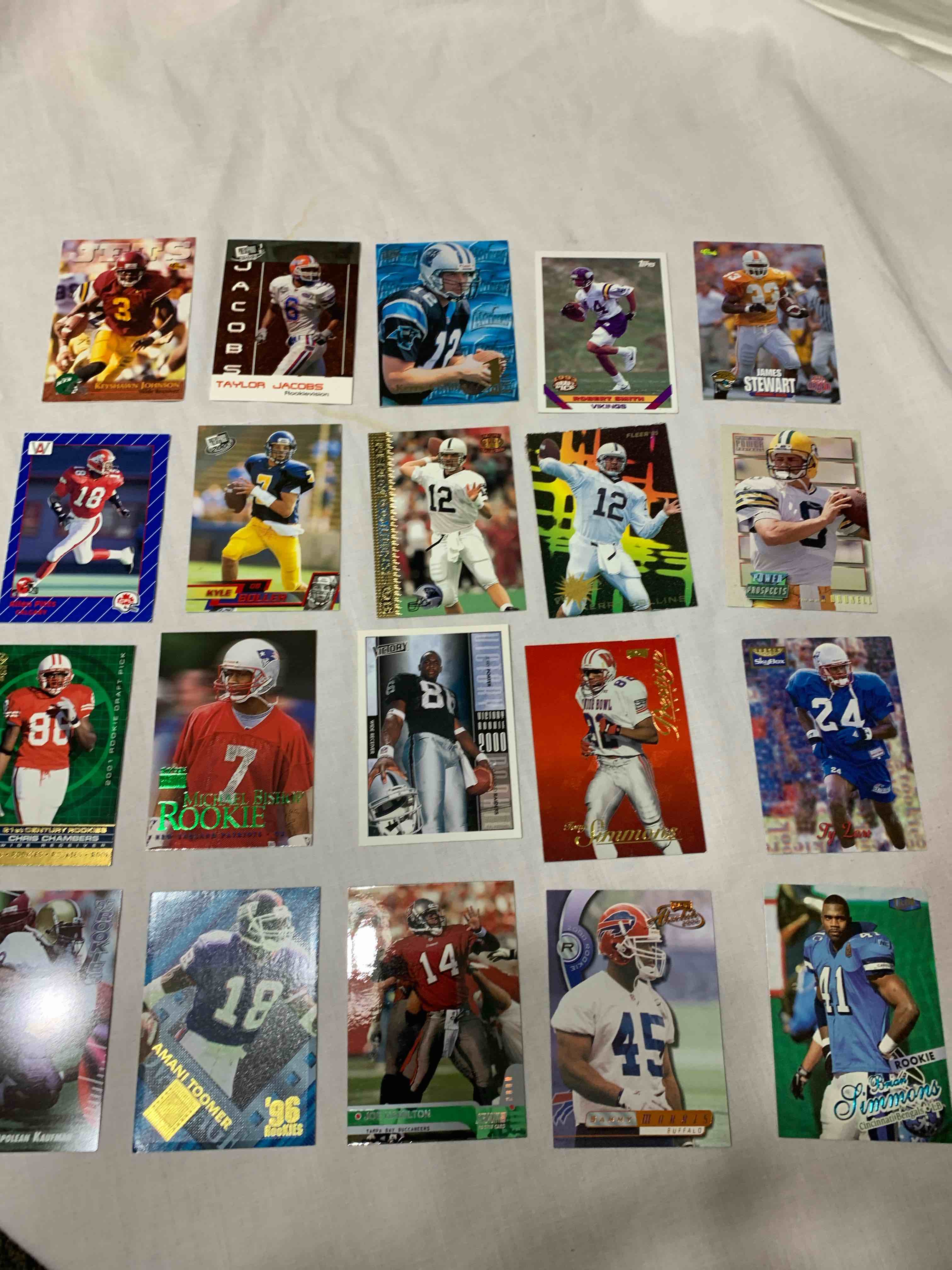 Lot of 20 - Football Rookie Cards