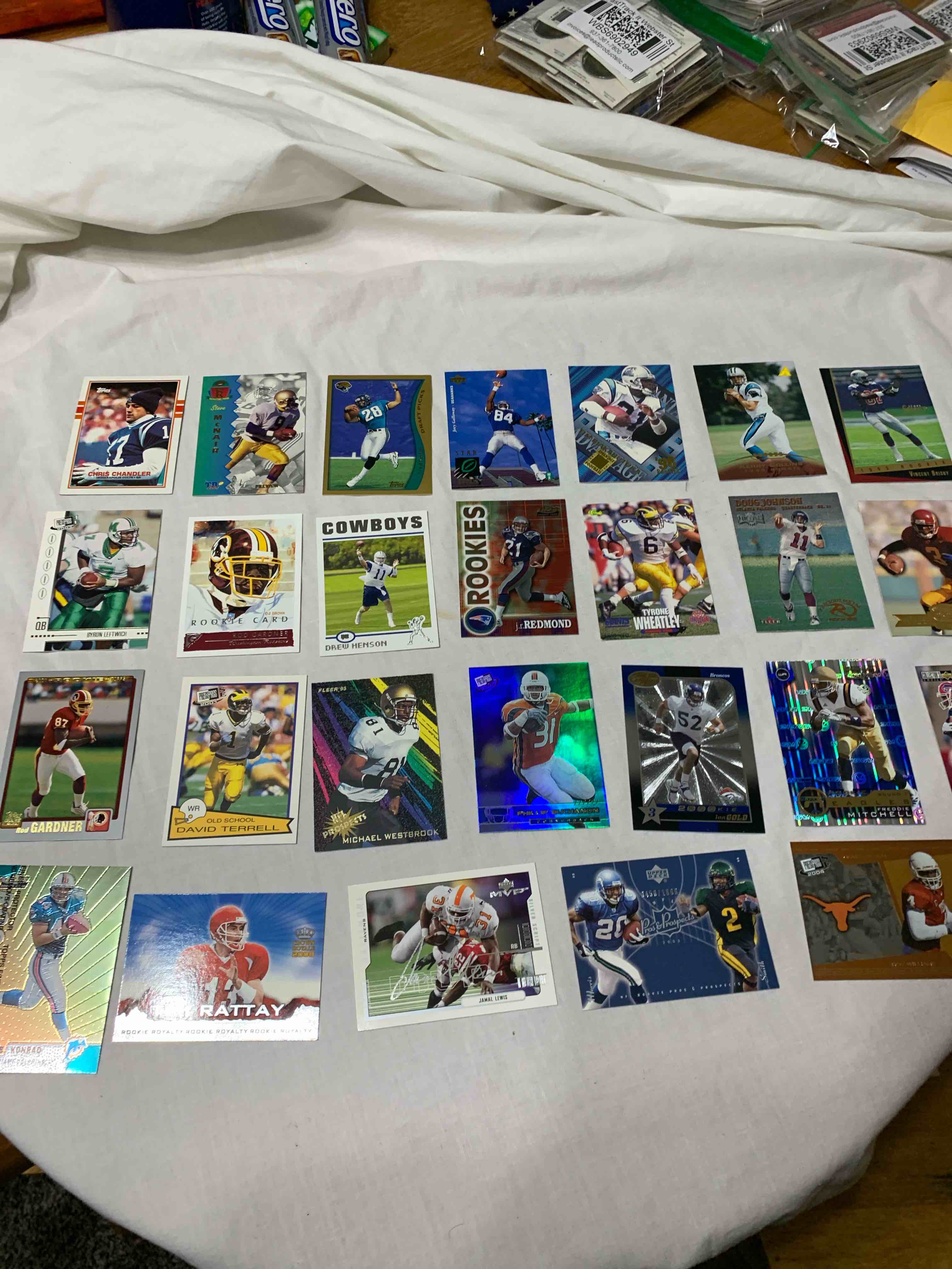 Lot of 25 - Football Rookie Cards