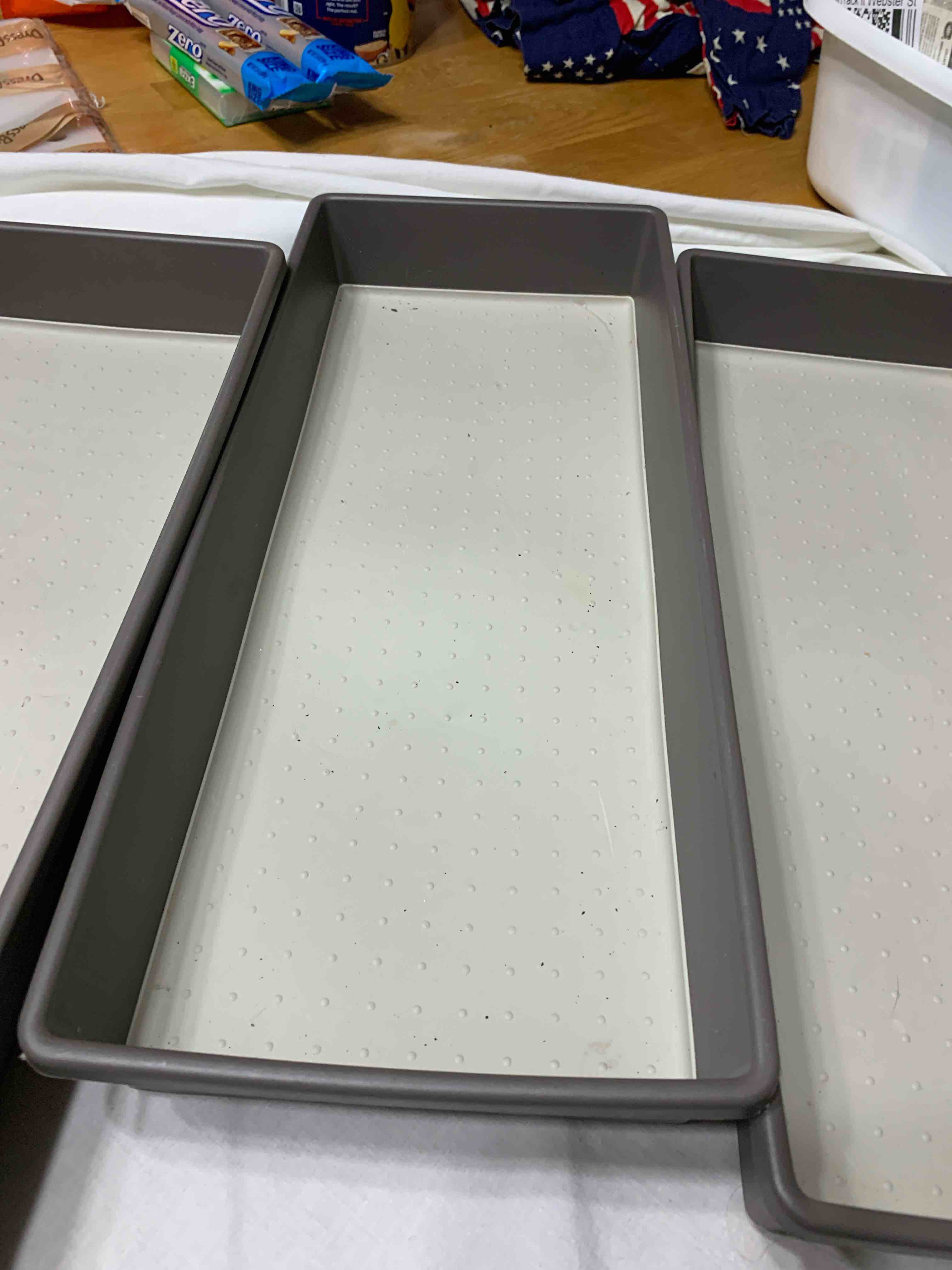 Condition photo showing Good Condition for 3 - MadeSmart  Bins, 15” X 6” X 2” 