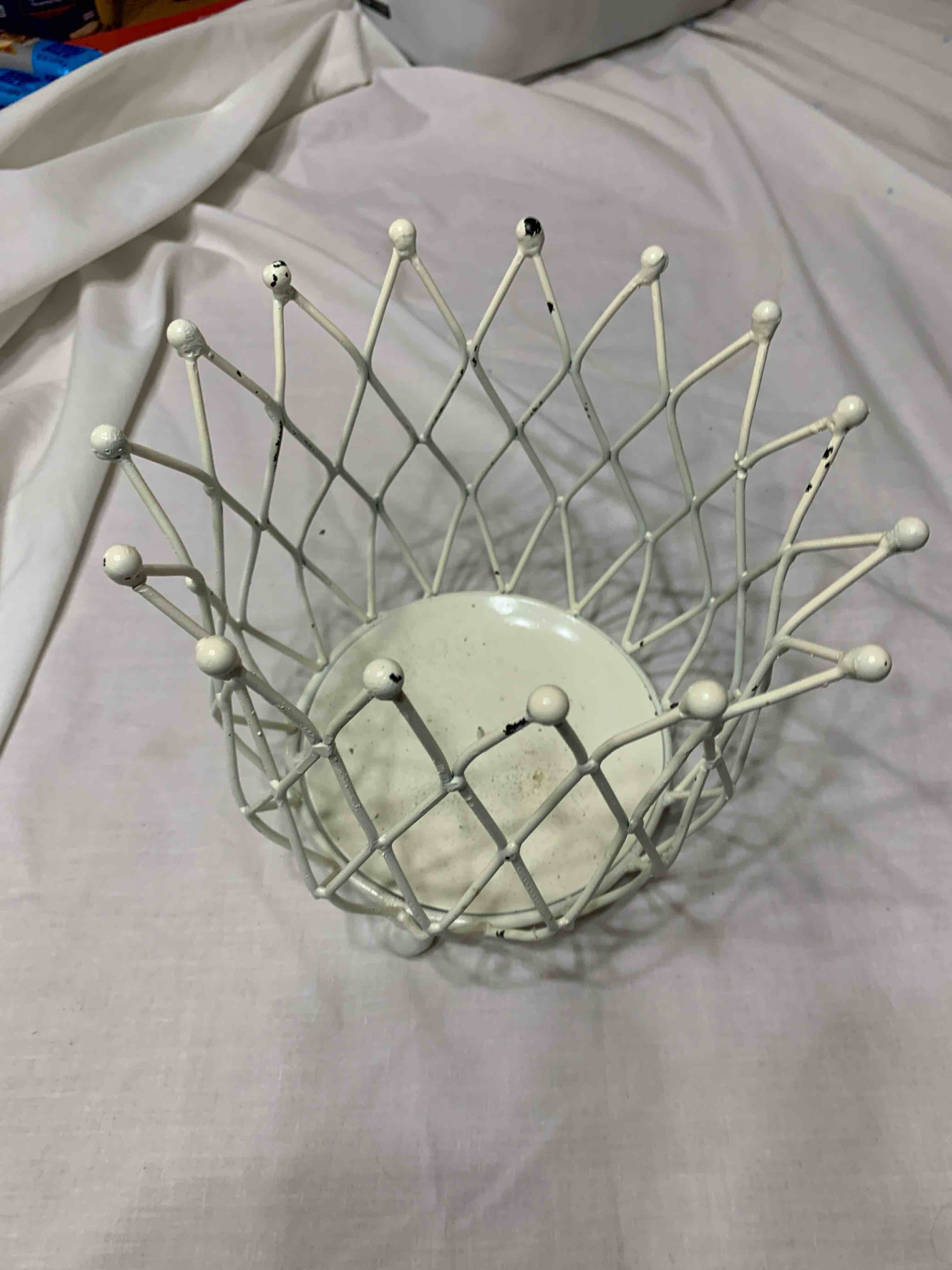 Candle Holder for 5” diameter Candle