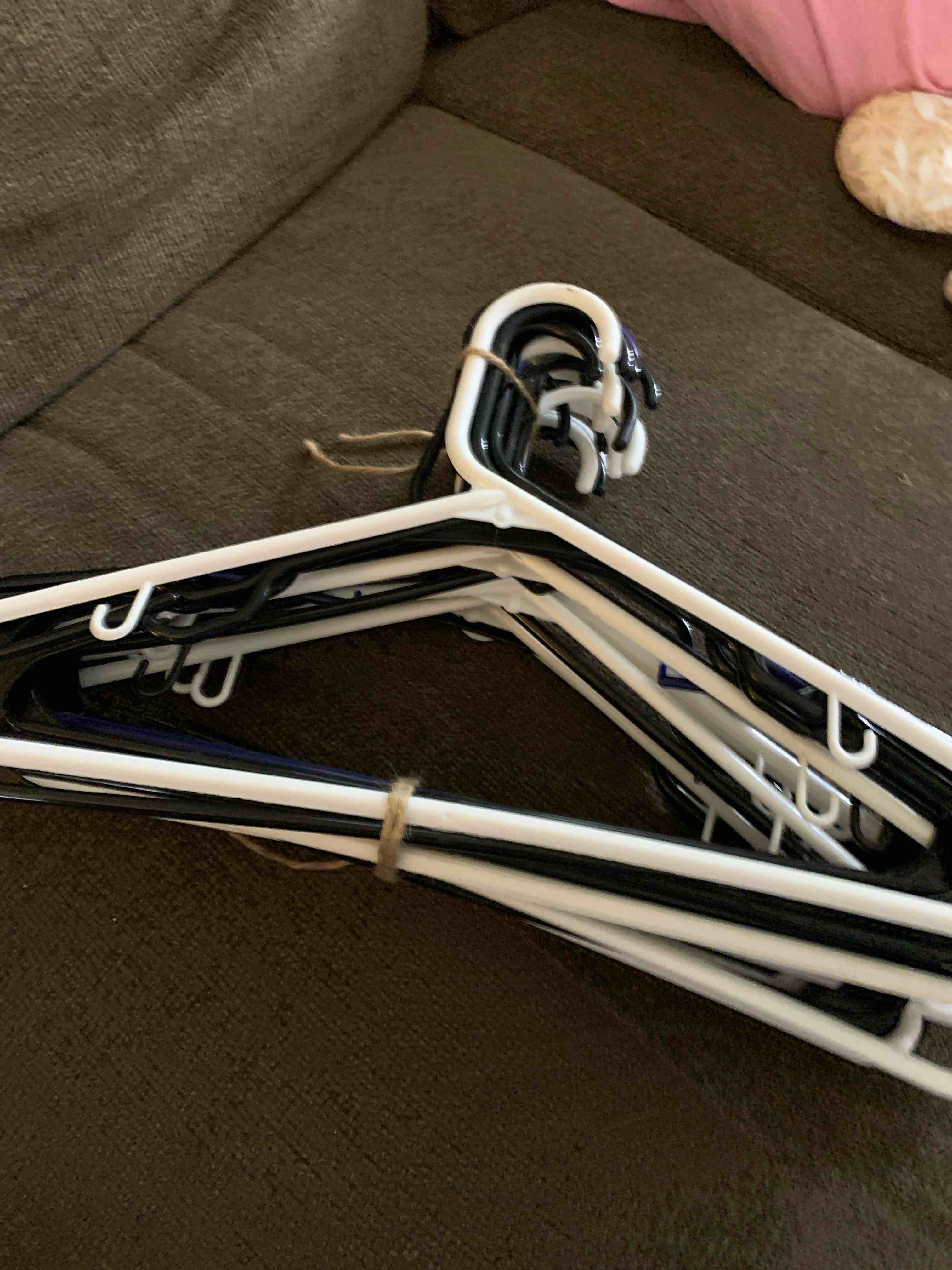 lot of 20 plastic clothes hangers 