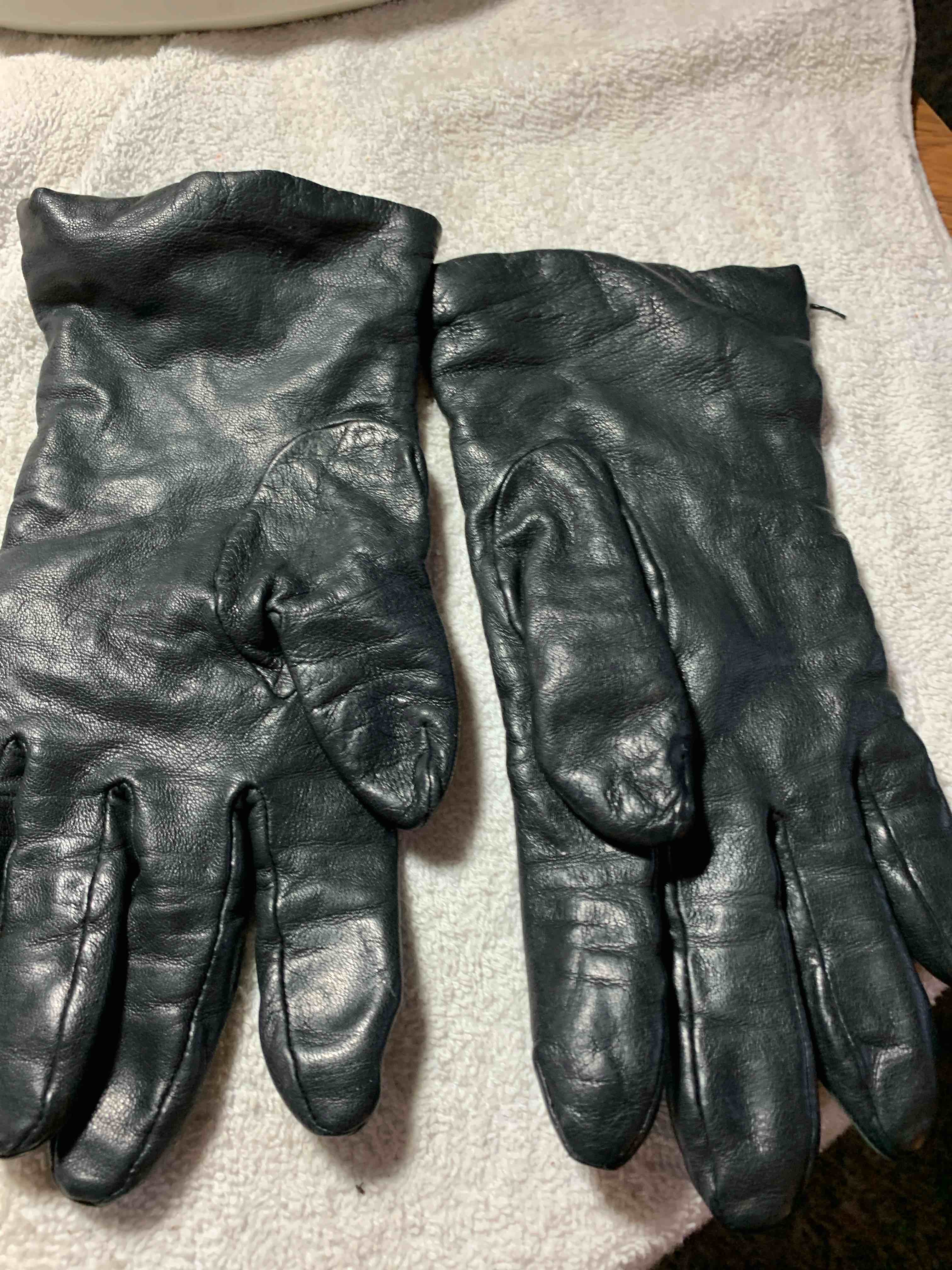 Woman’s Leather Gloves, Size 7-1/2