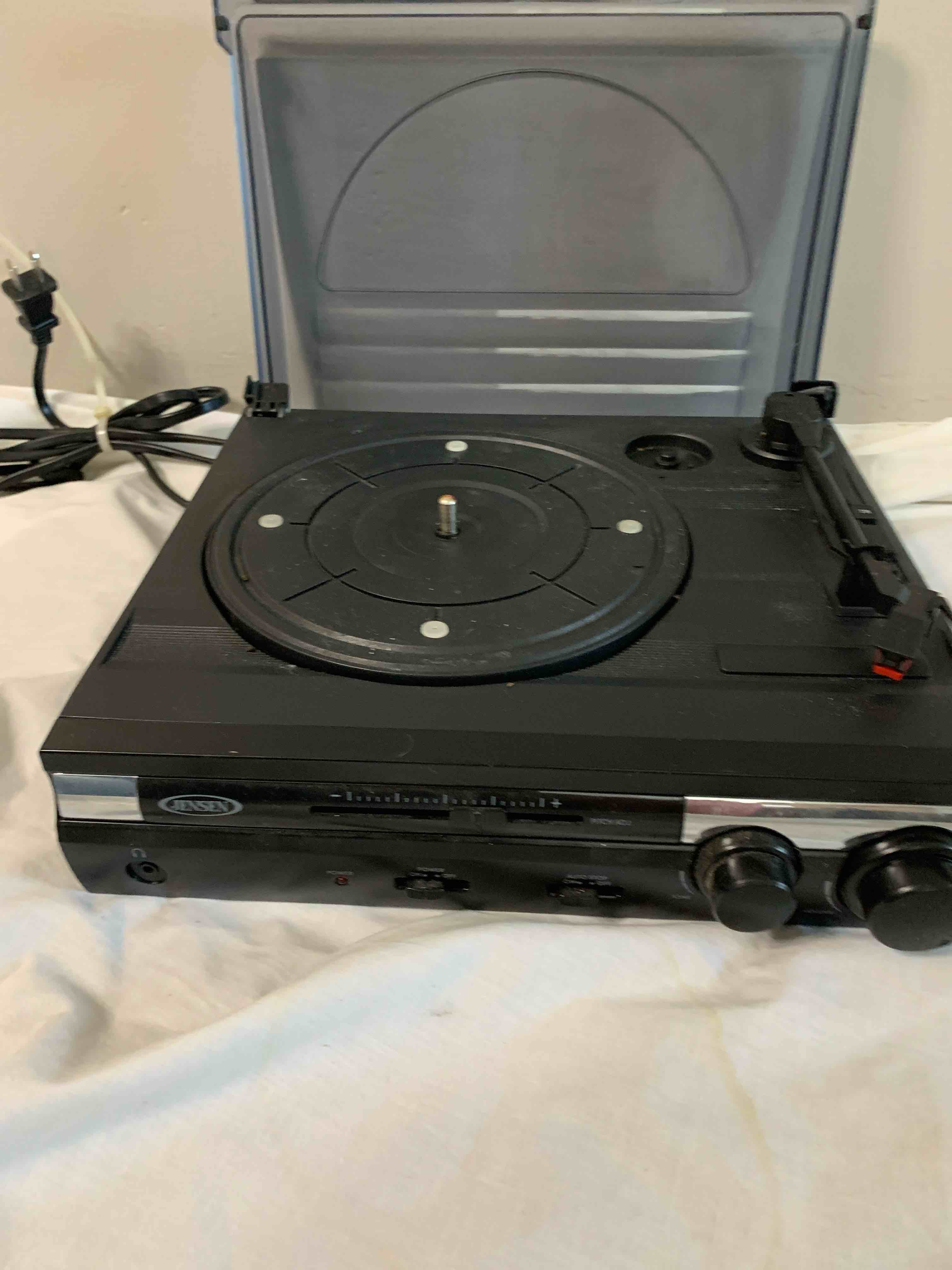 Jensen Turntable