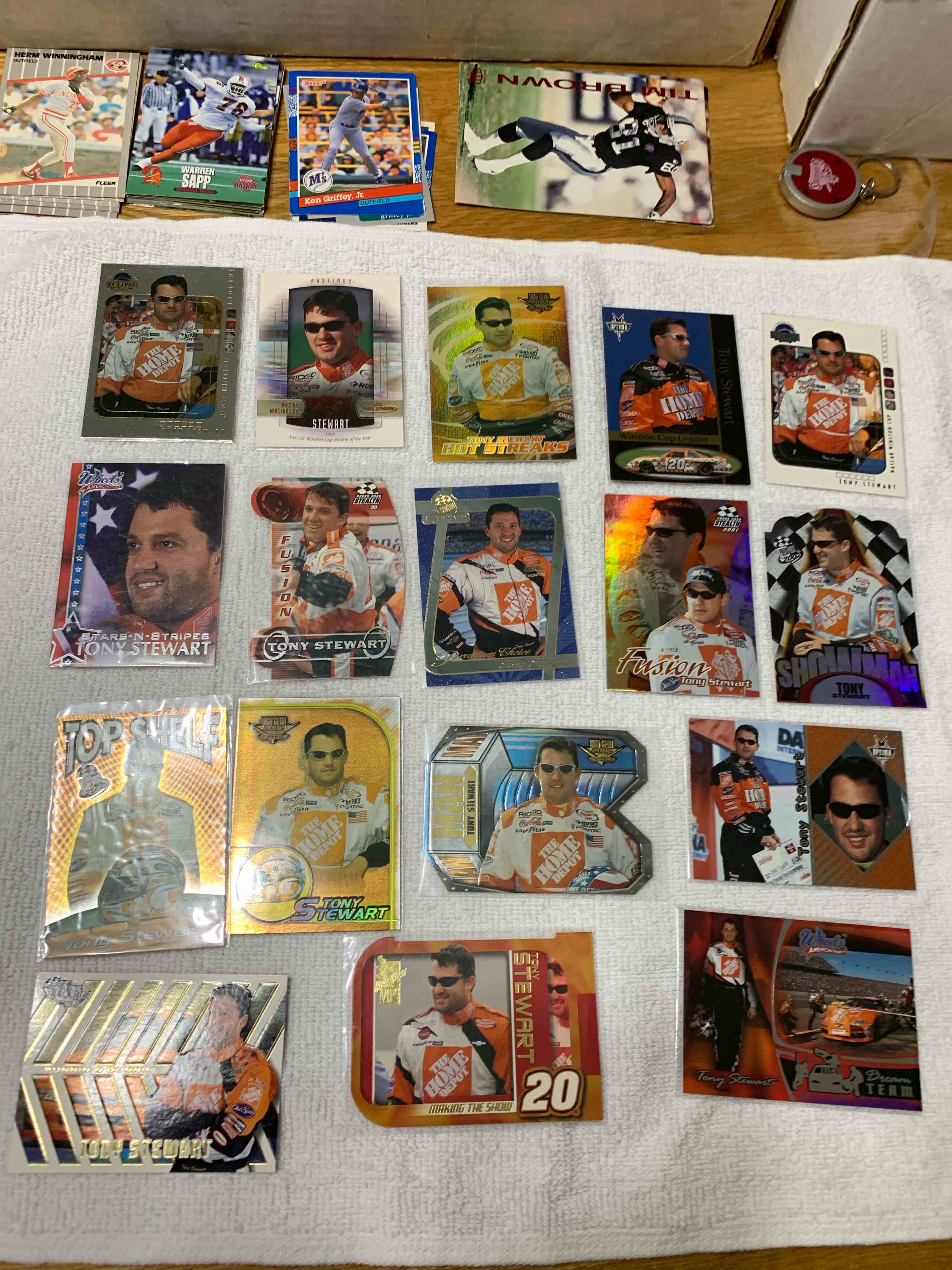 Lot of 17 - Tony Stewart Racing Cards