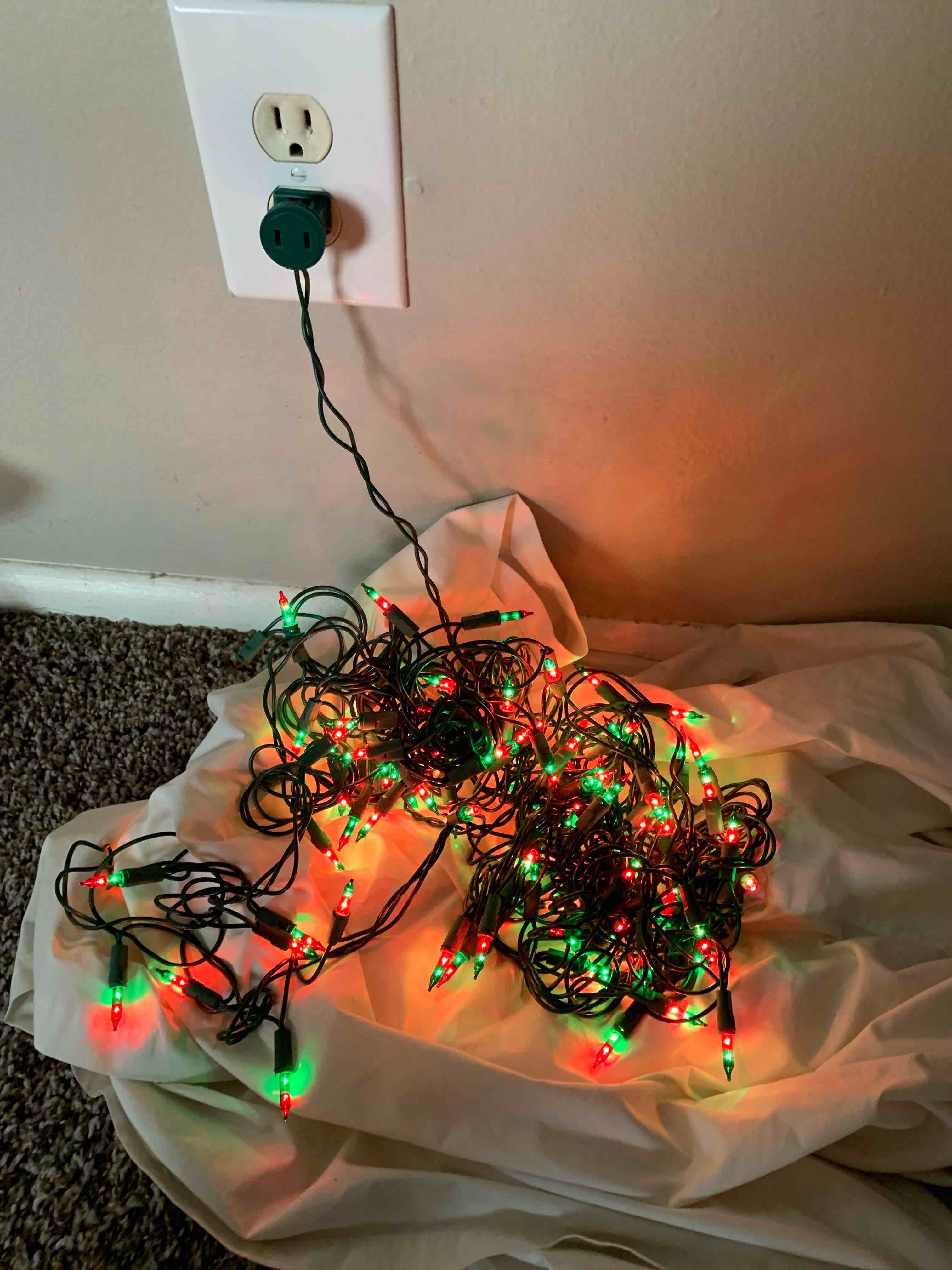 string of christmas lights 
