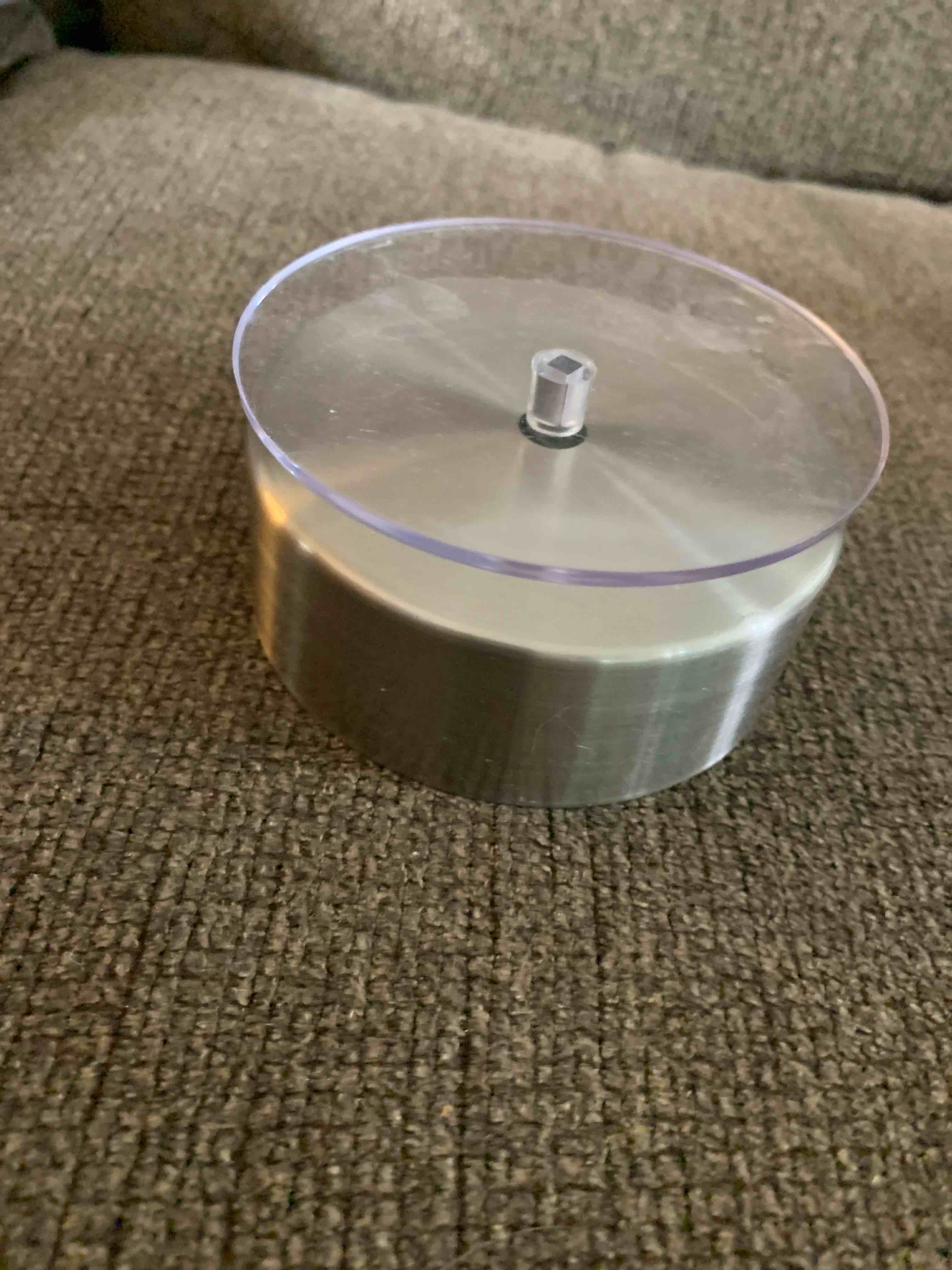 rotating display stand, 3-1/2”