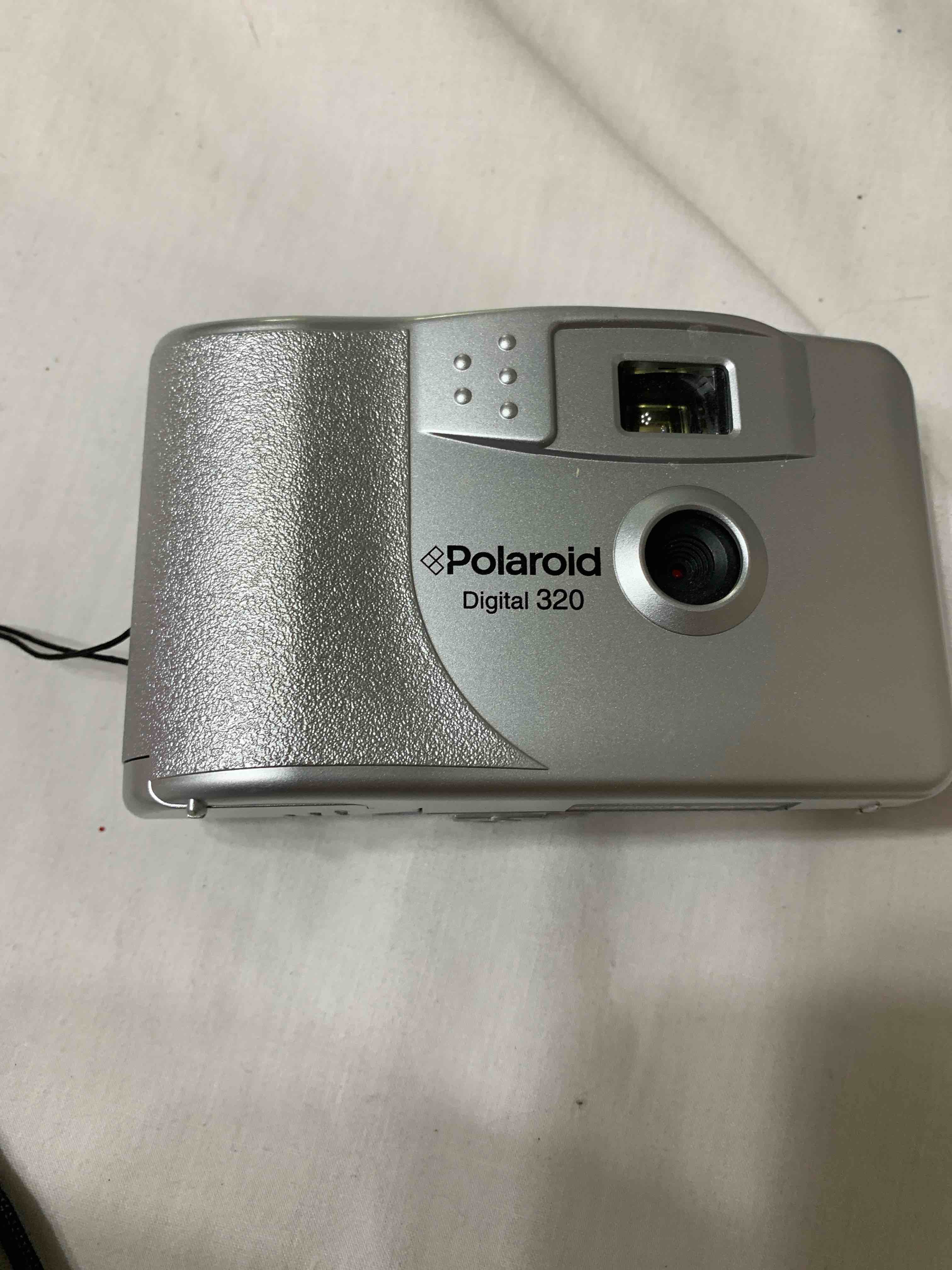 Condition photo showing Good Condition for Polaroid Digital 320 Camera 