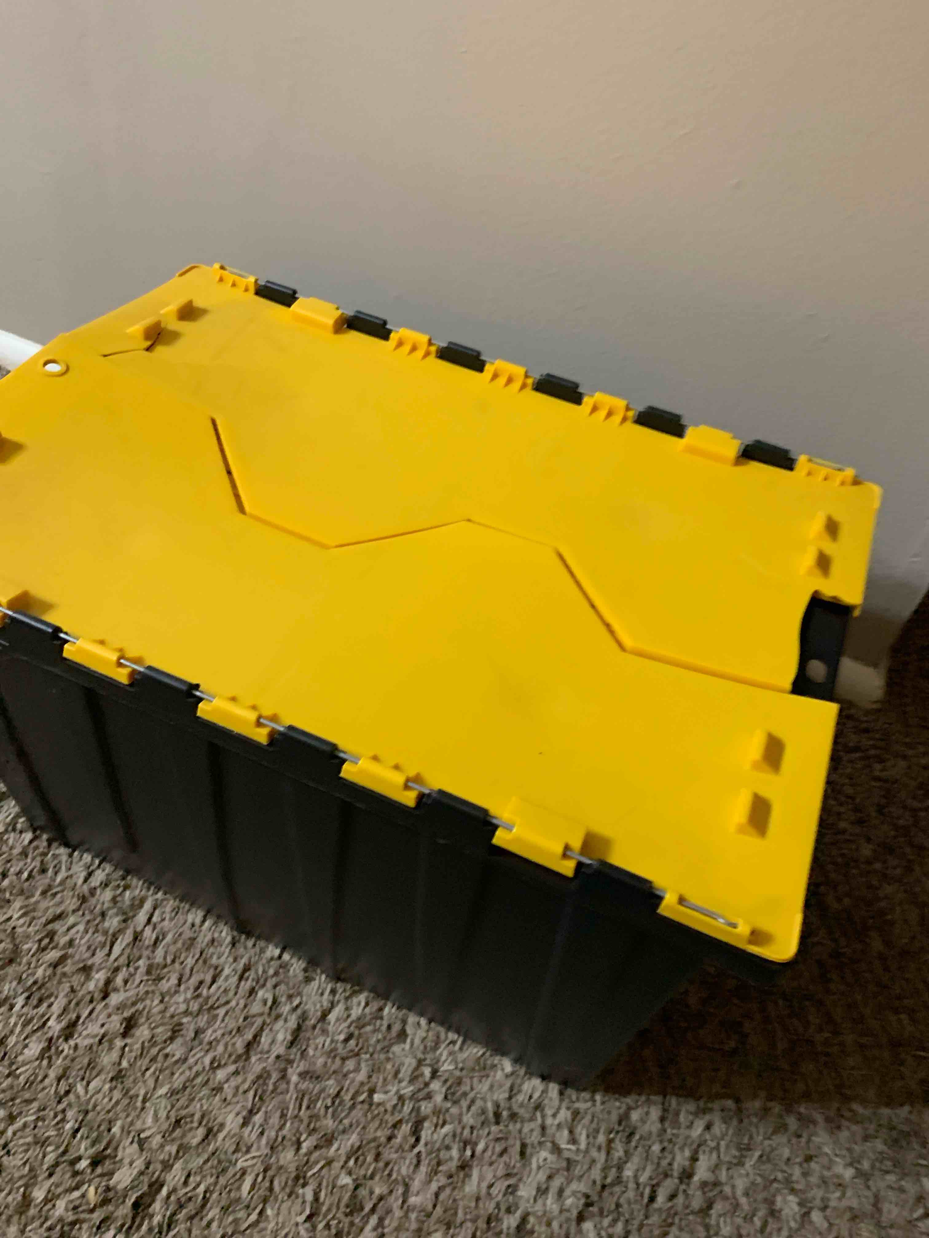 Condition photo showing As Is for Commander XL 12 Gal. with Hinged Lid 