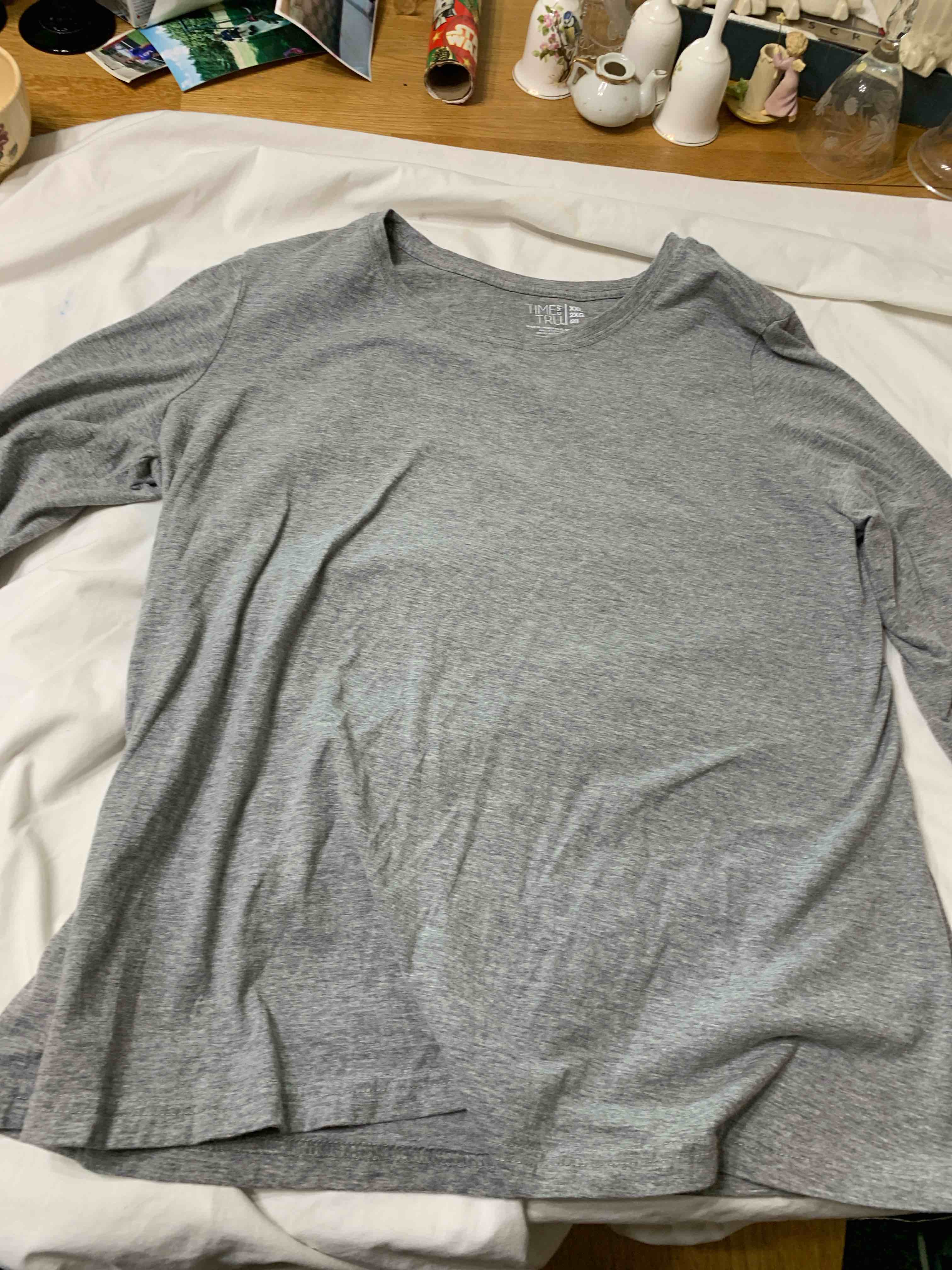 Condition photo showing Good Condition for Gray Long Sleeve Tee Shirt, 2XL