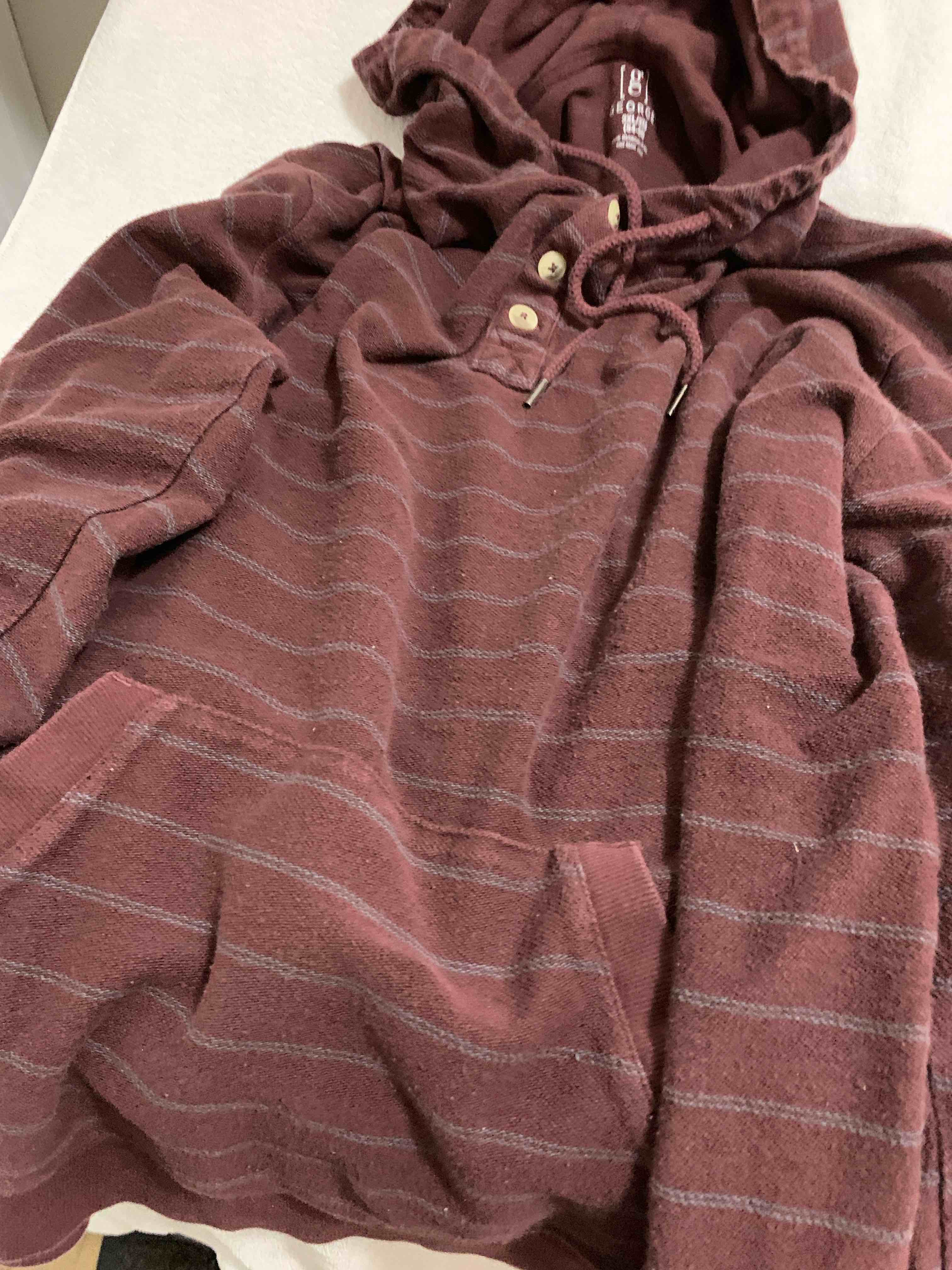Condition photo showing Good Condition for George Hoodie, 3XL