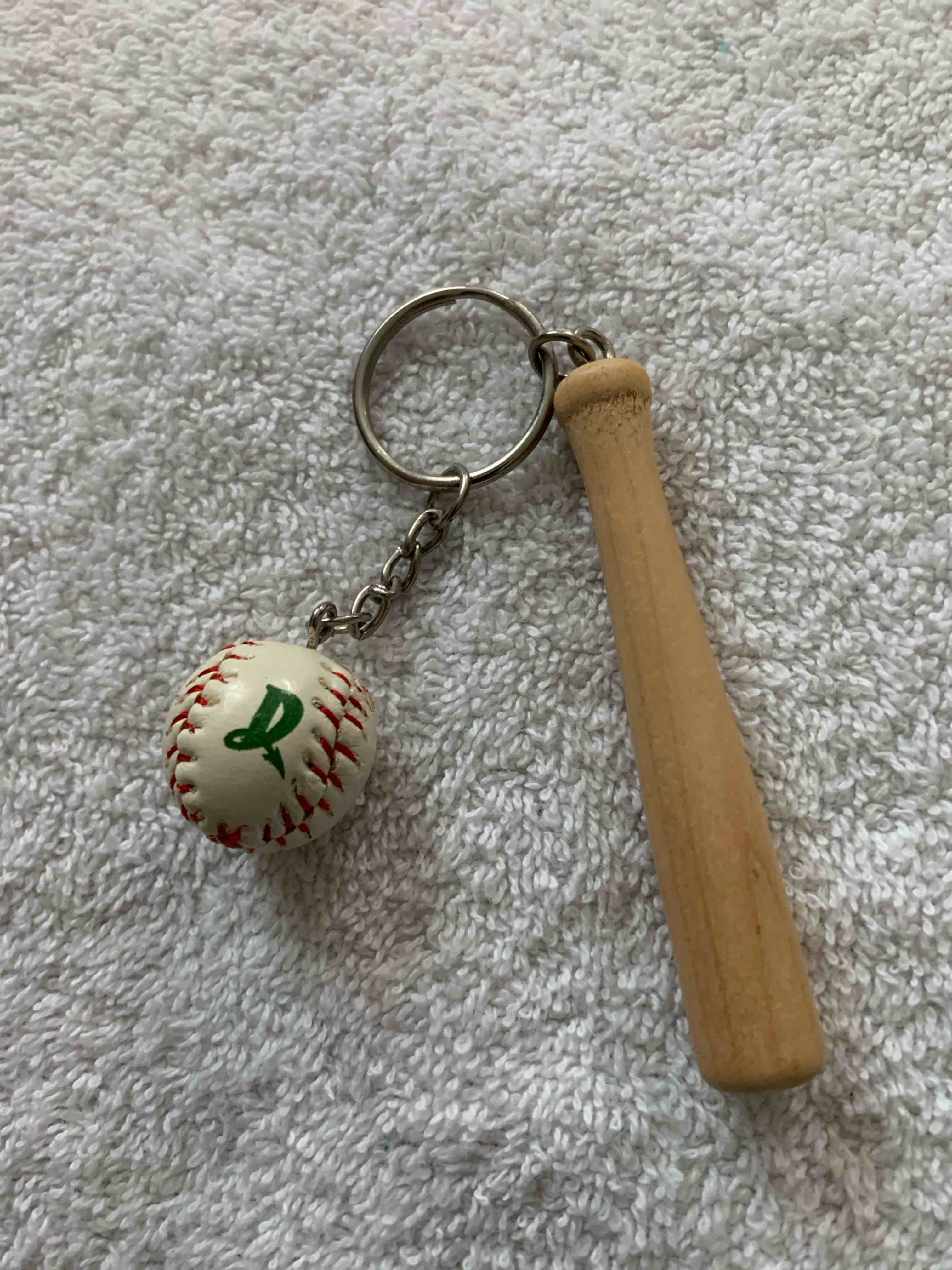 Dayton Dragons Keychain, Bat and Ball
