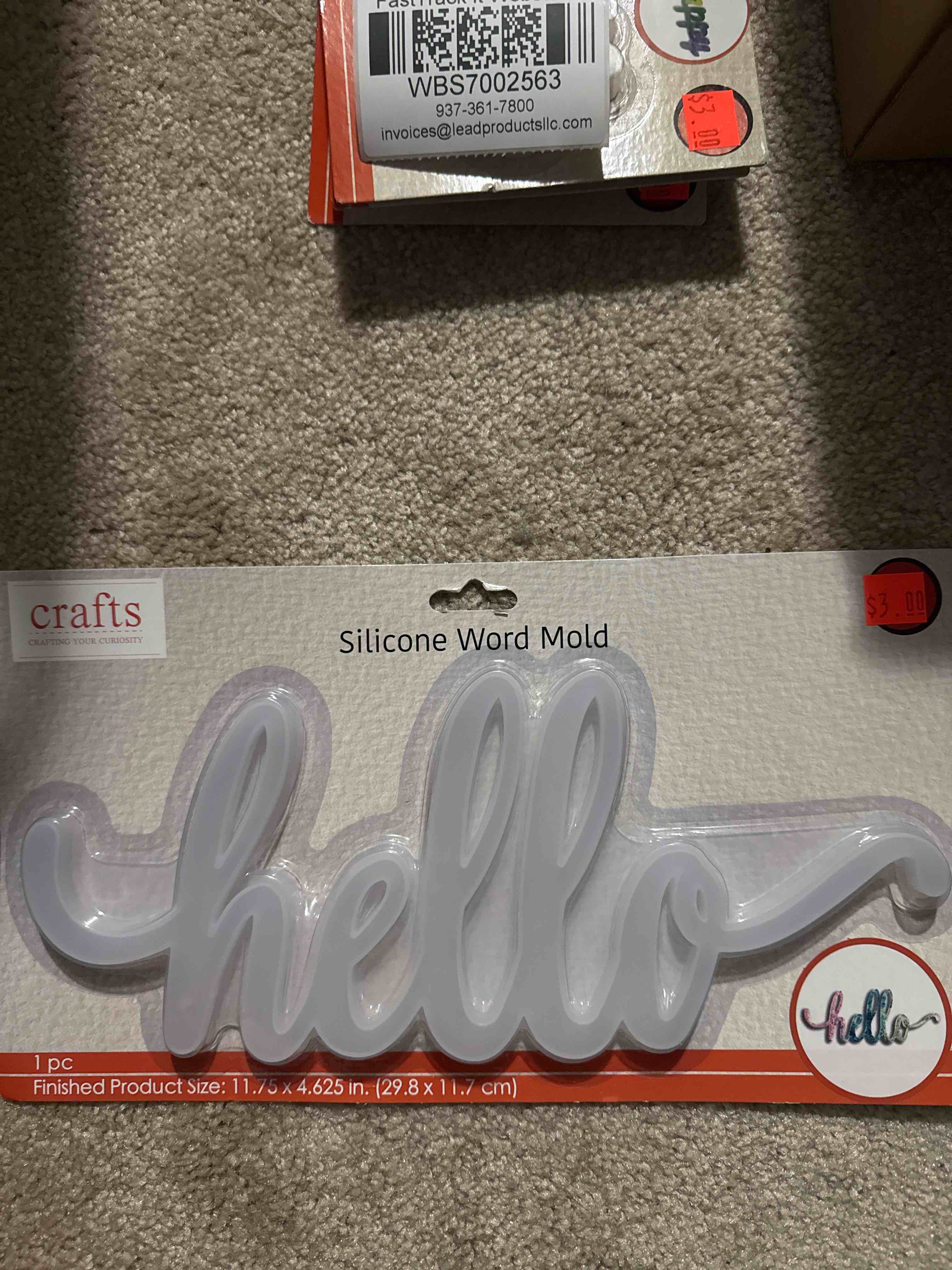 silicone word mold (hello)