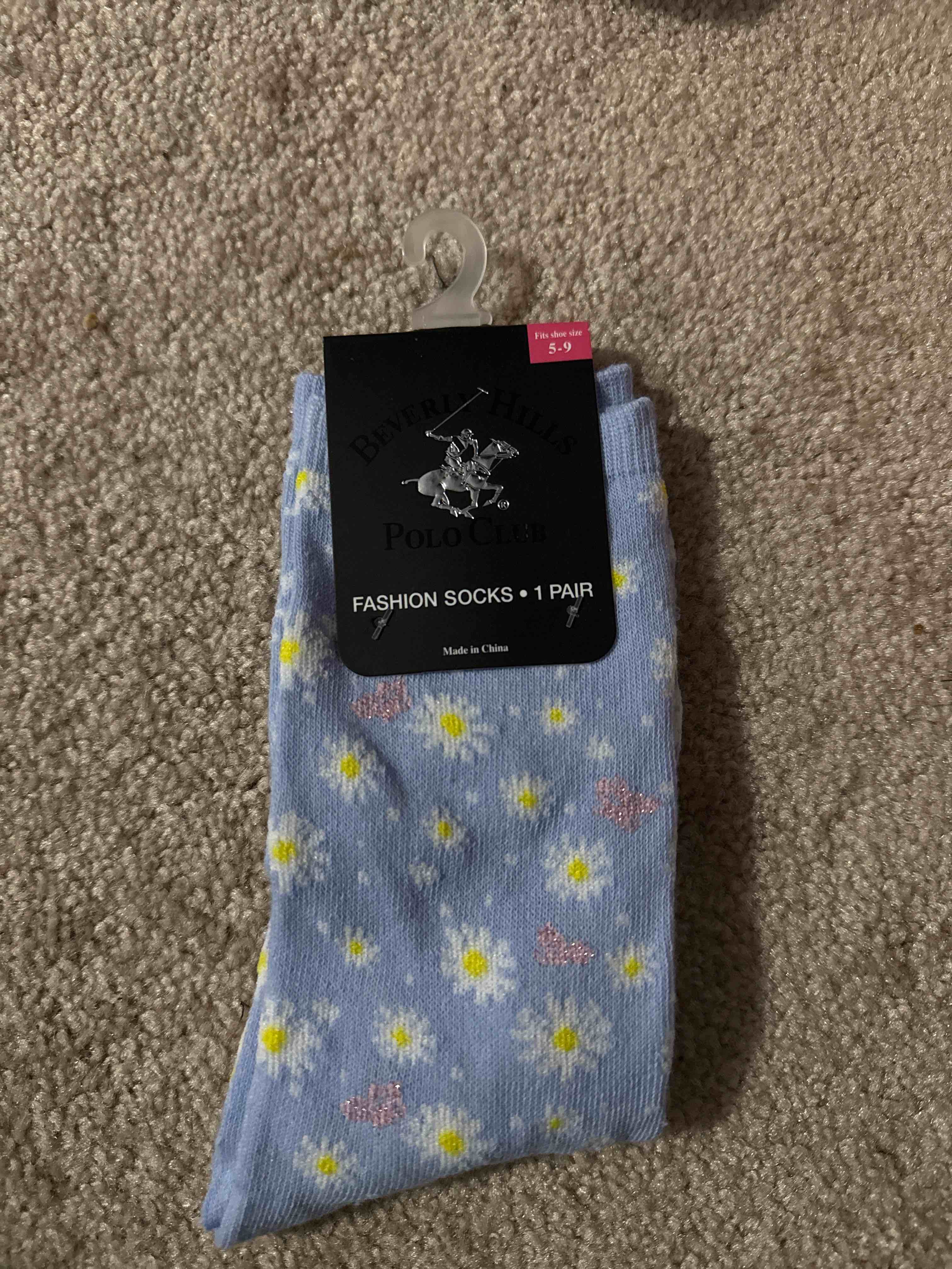 woman’s socks 1 pair size 5-9