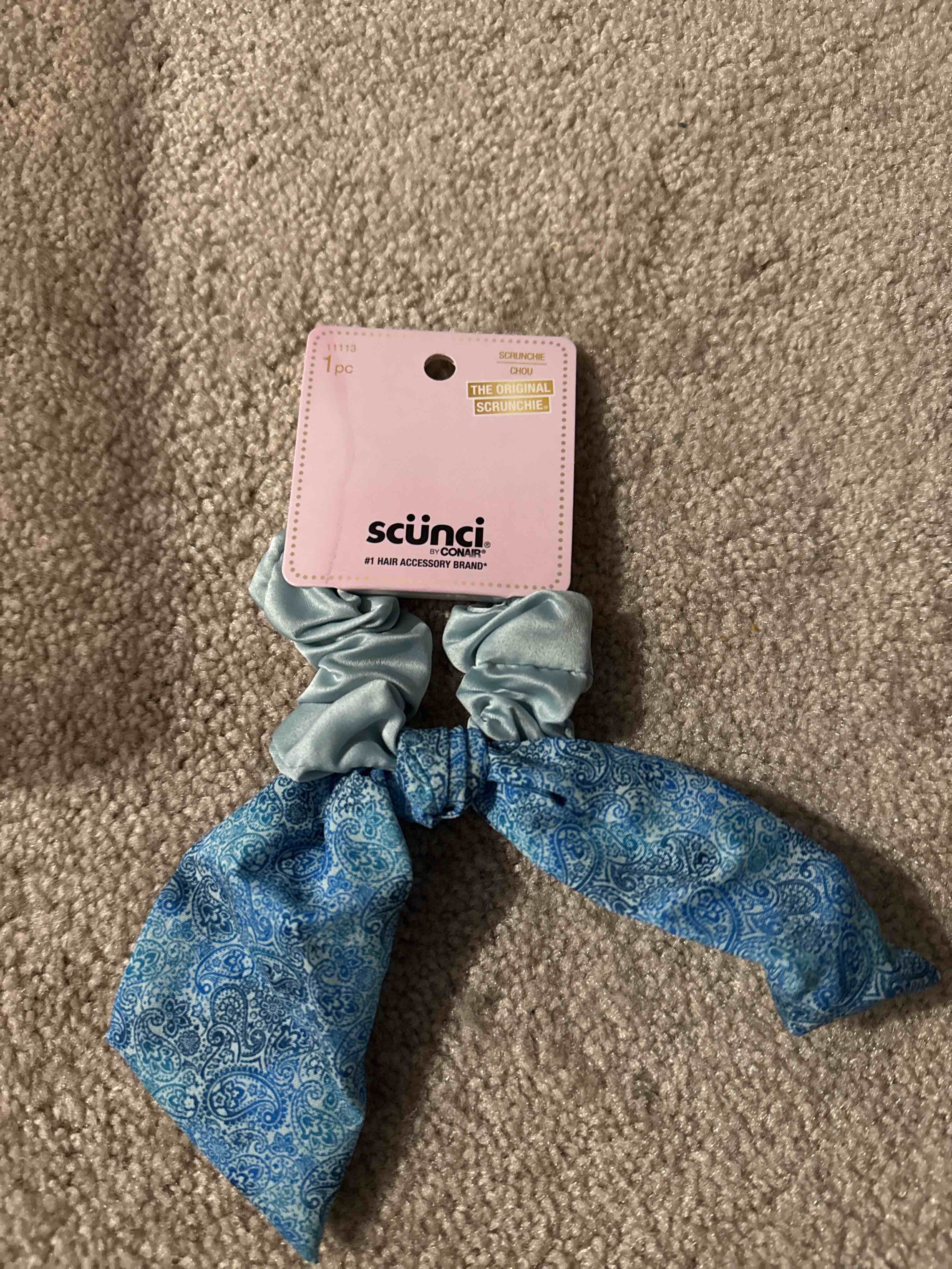 scrunchie blue and sliver 