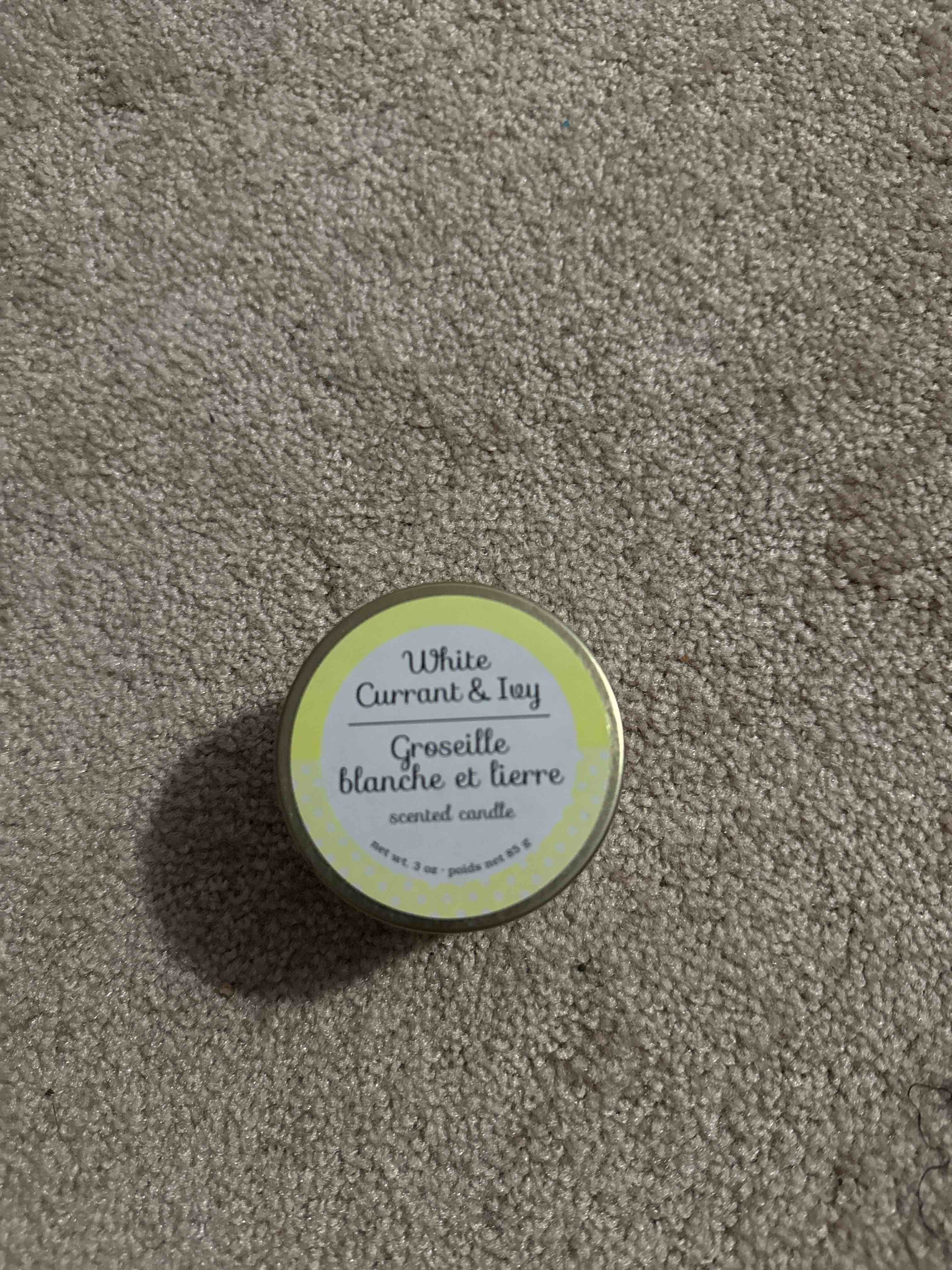 white current and ivy scented candle