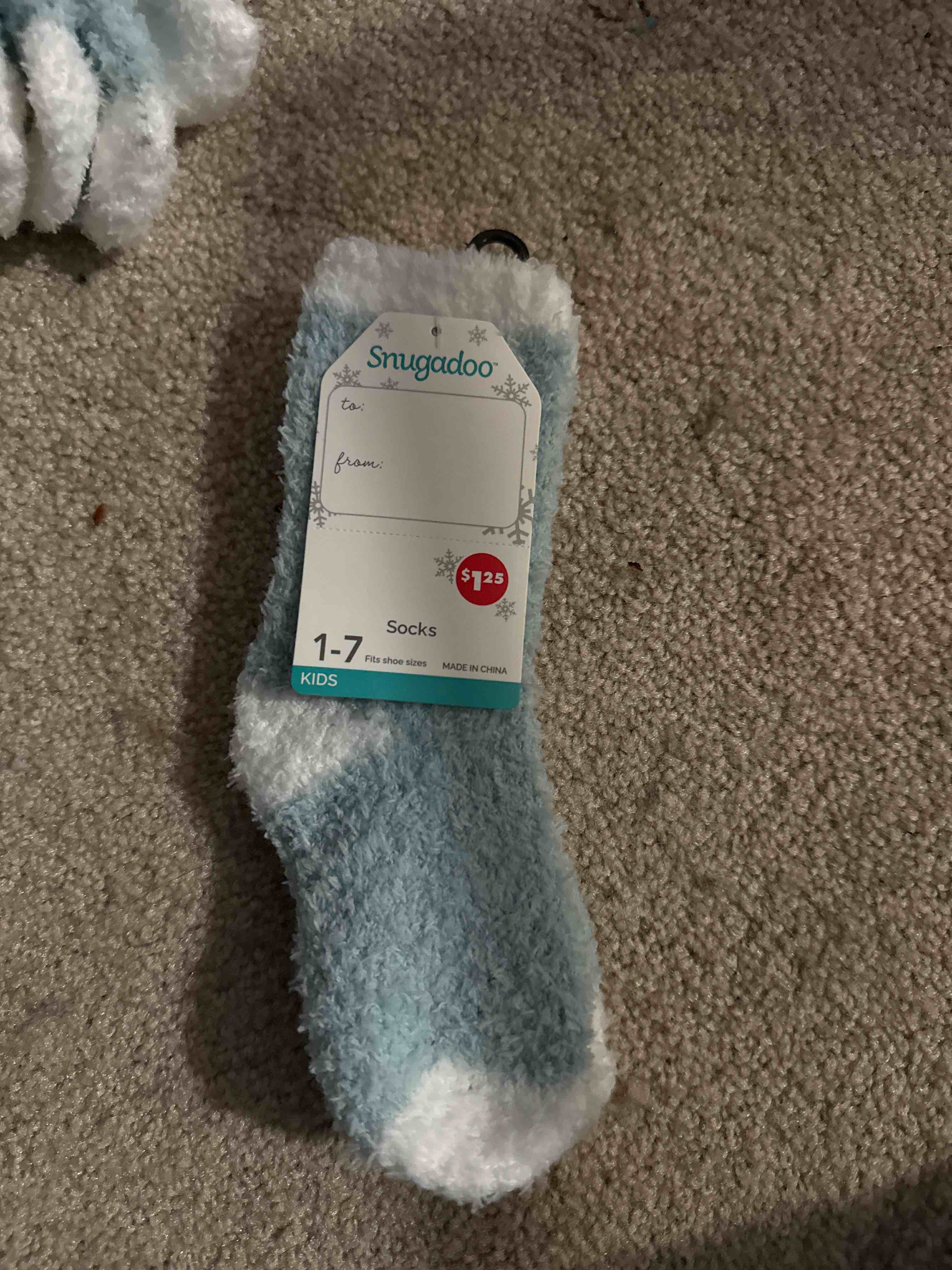 Condition photo showing New/Like New for grey kids socks size 1-7 
