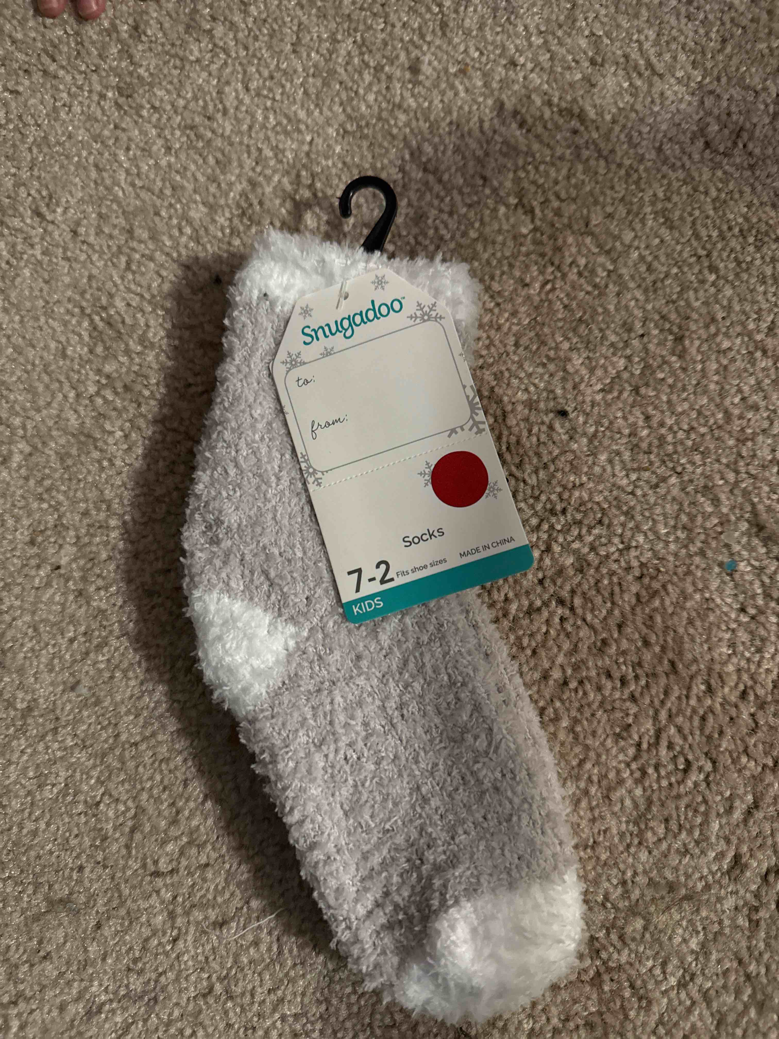 Condition photo showing New/Like New for pink kids socks size 7-2