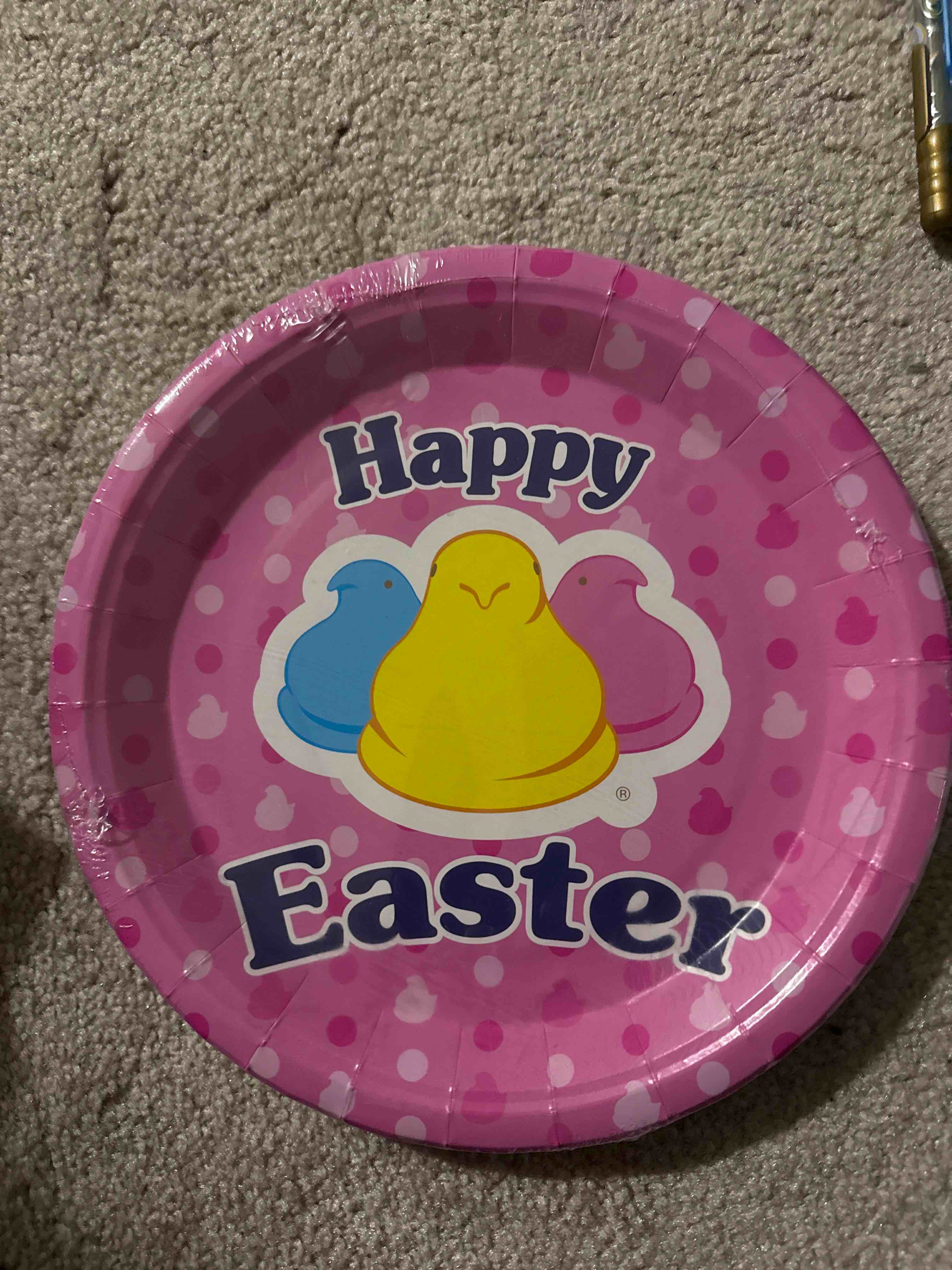 Condition photo showing New/Like New for pink Easter peep plates 8ct 9”