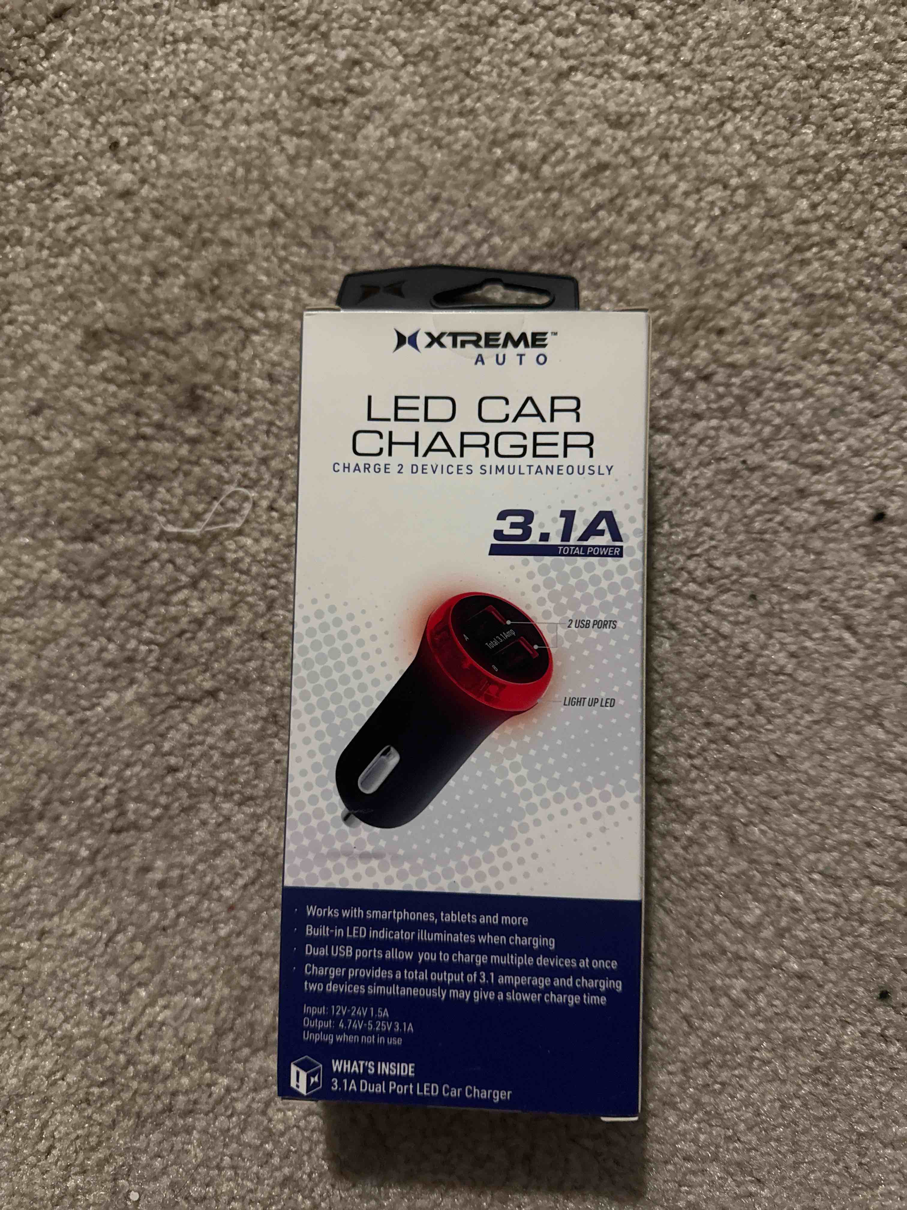 Condition photo showing New/Like New for led car charger 3.1a