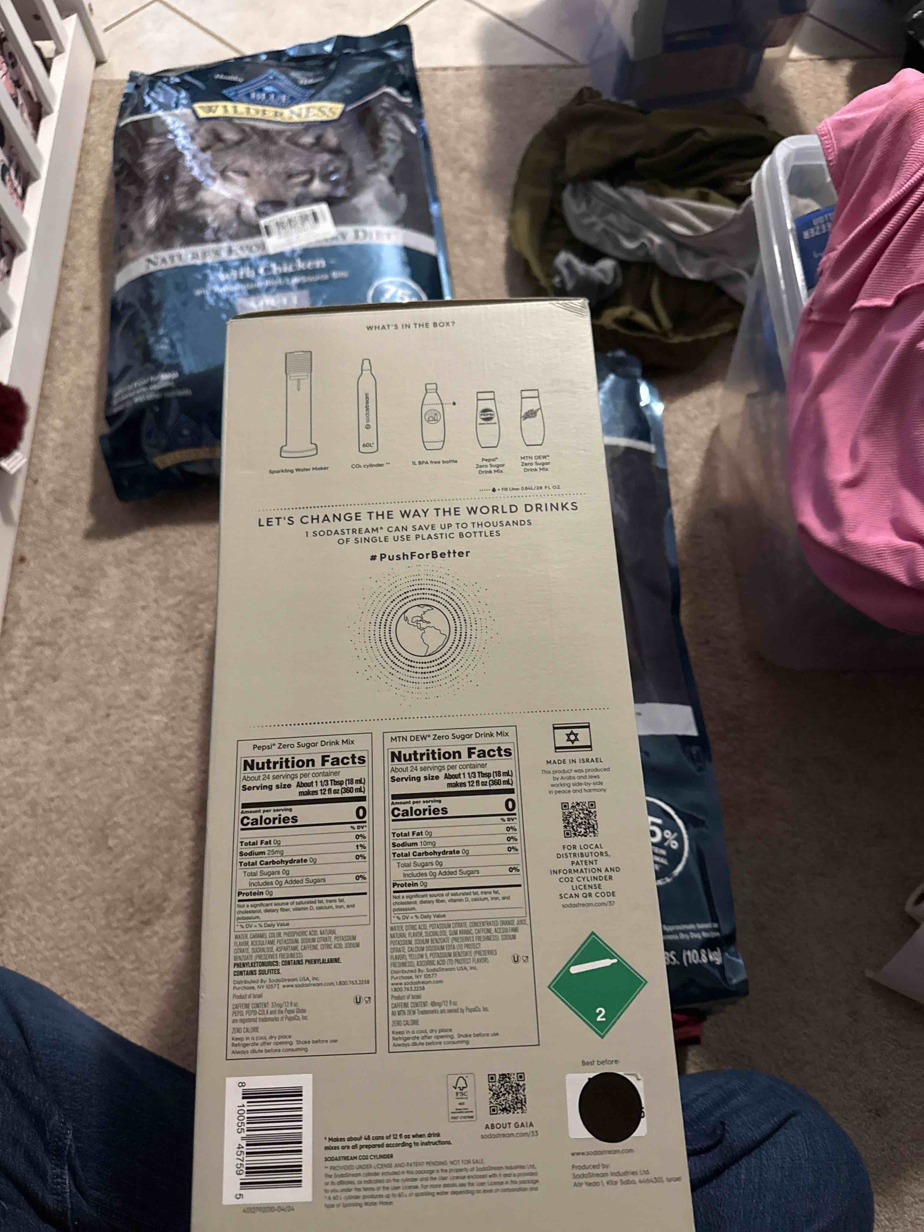 Condition photo showing New/Like New for soda stream value pack includes 2 free flavors 